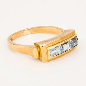 vintage 18k blue topaz saddle ring 