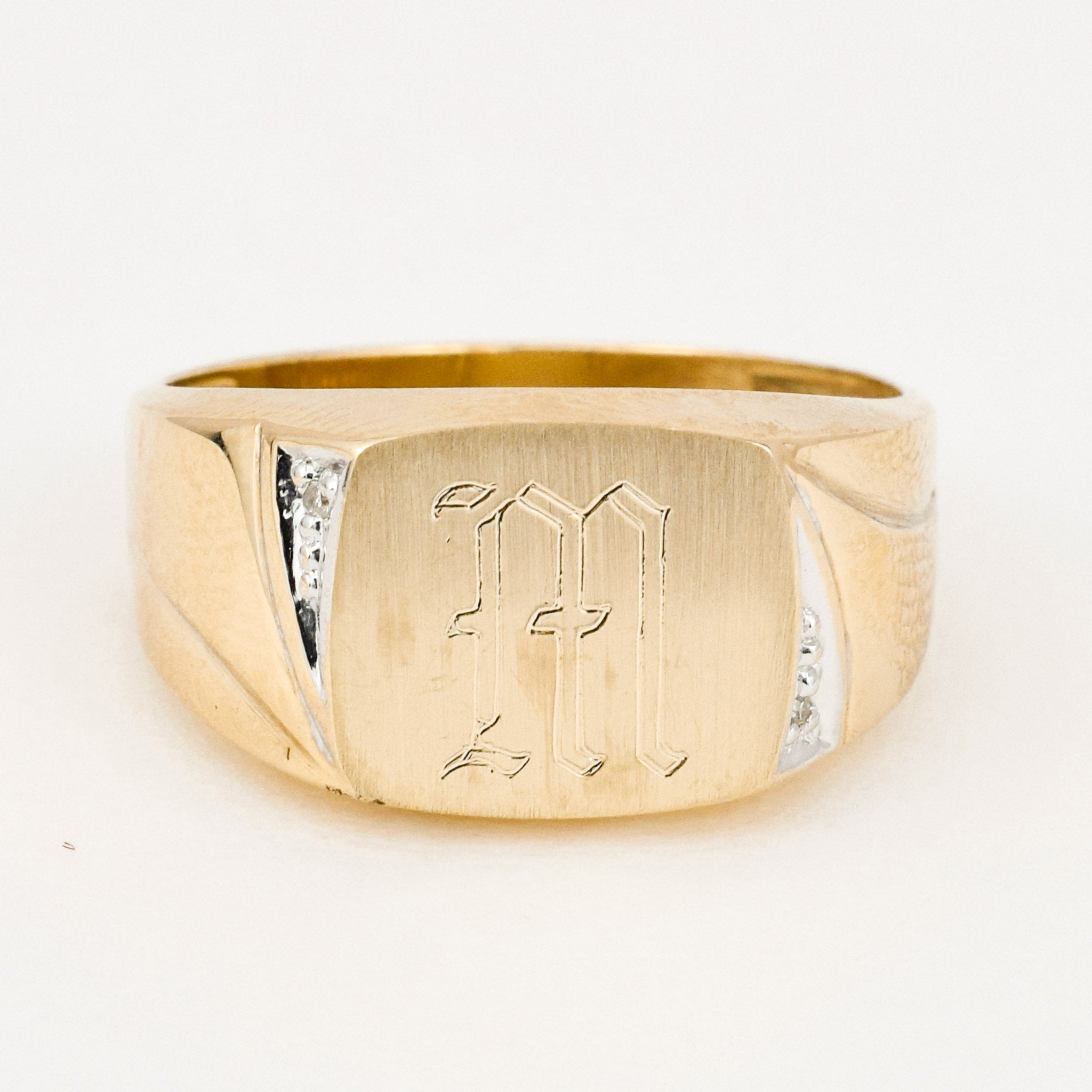 Vintage gold 'M' Signet Ring 