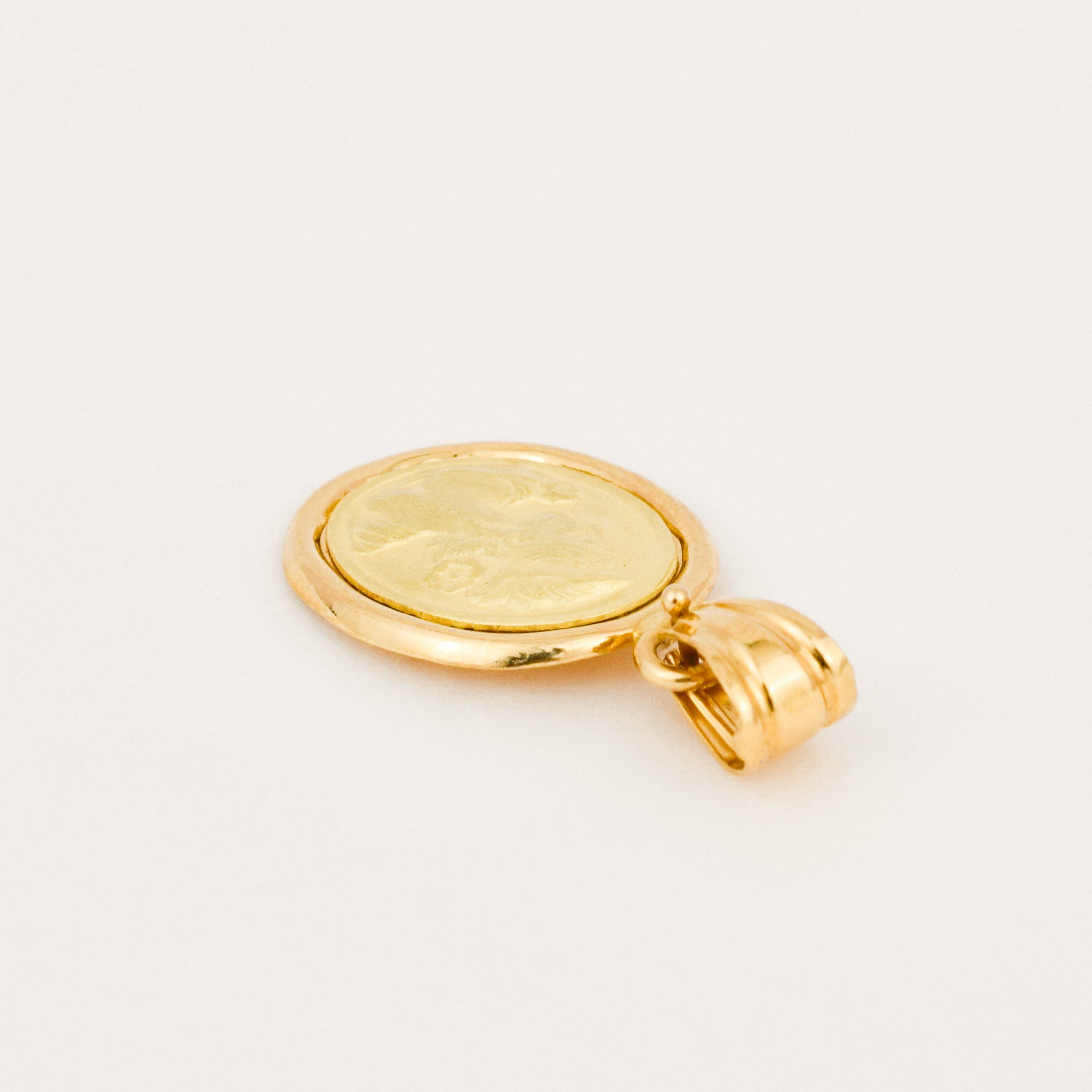 vintage gold cameo charm 