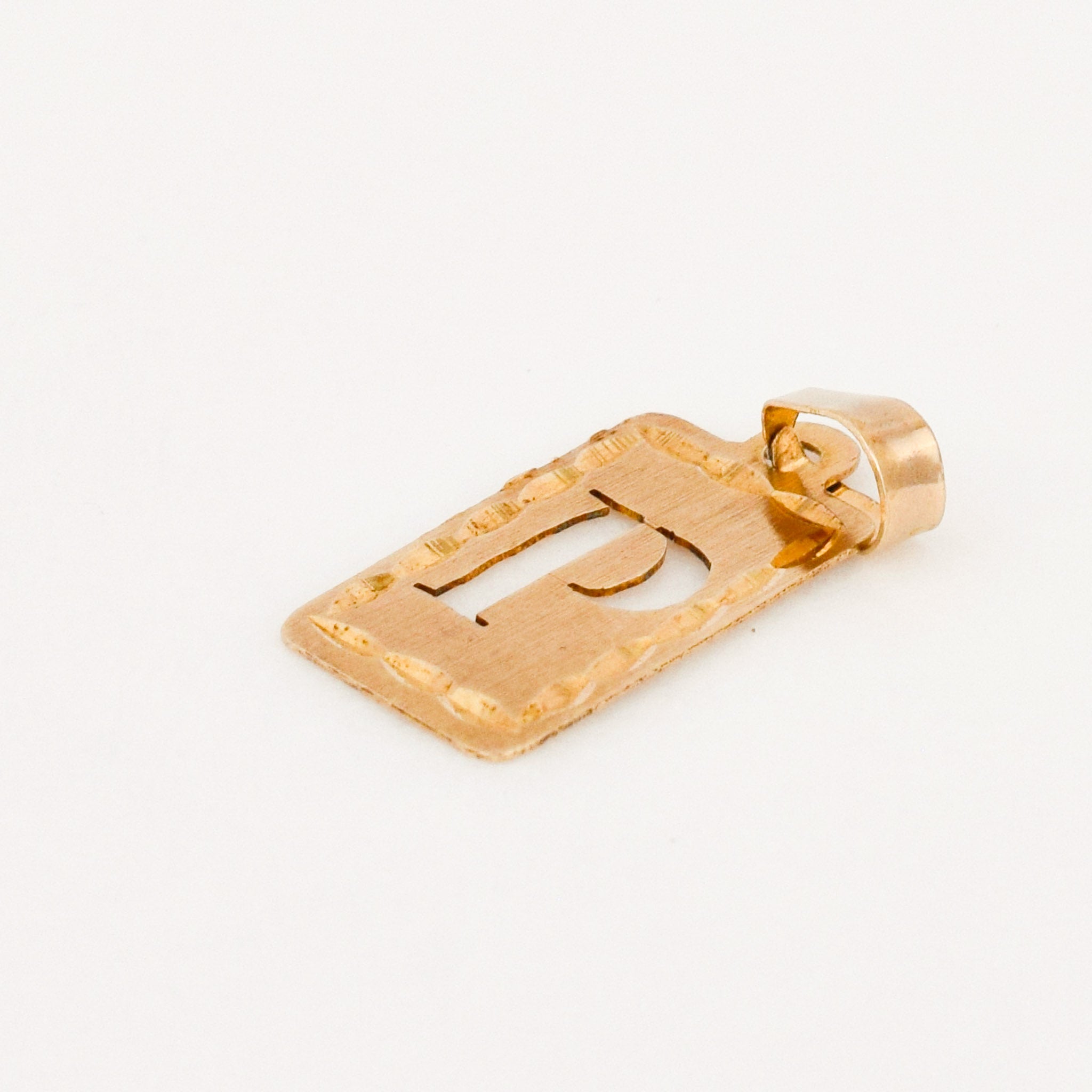 vintage 'p' charm pendant 