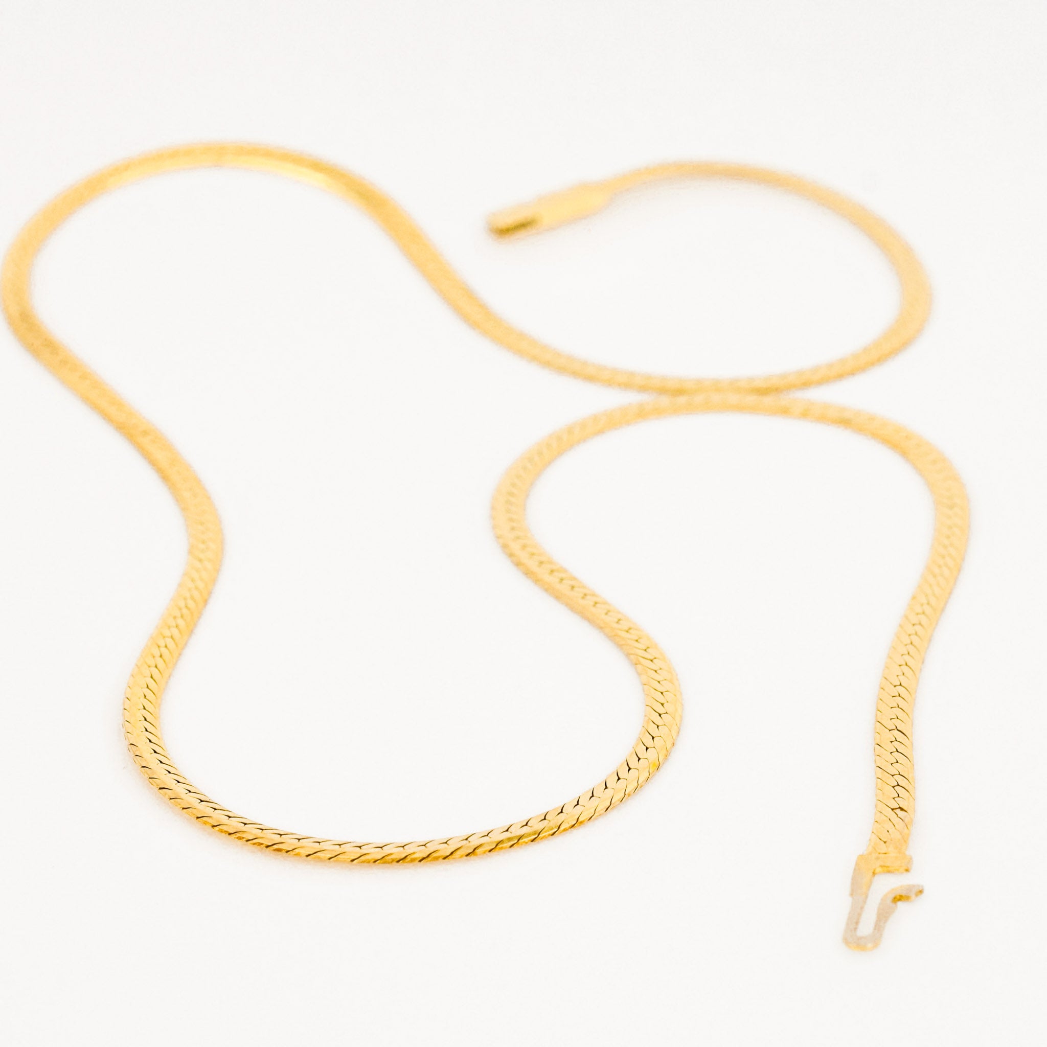 vintage gold 14k yellow herringbone necklace 