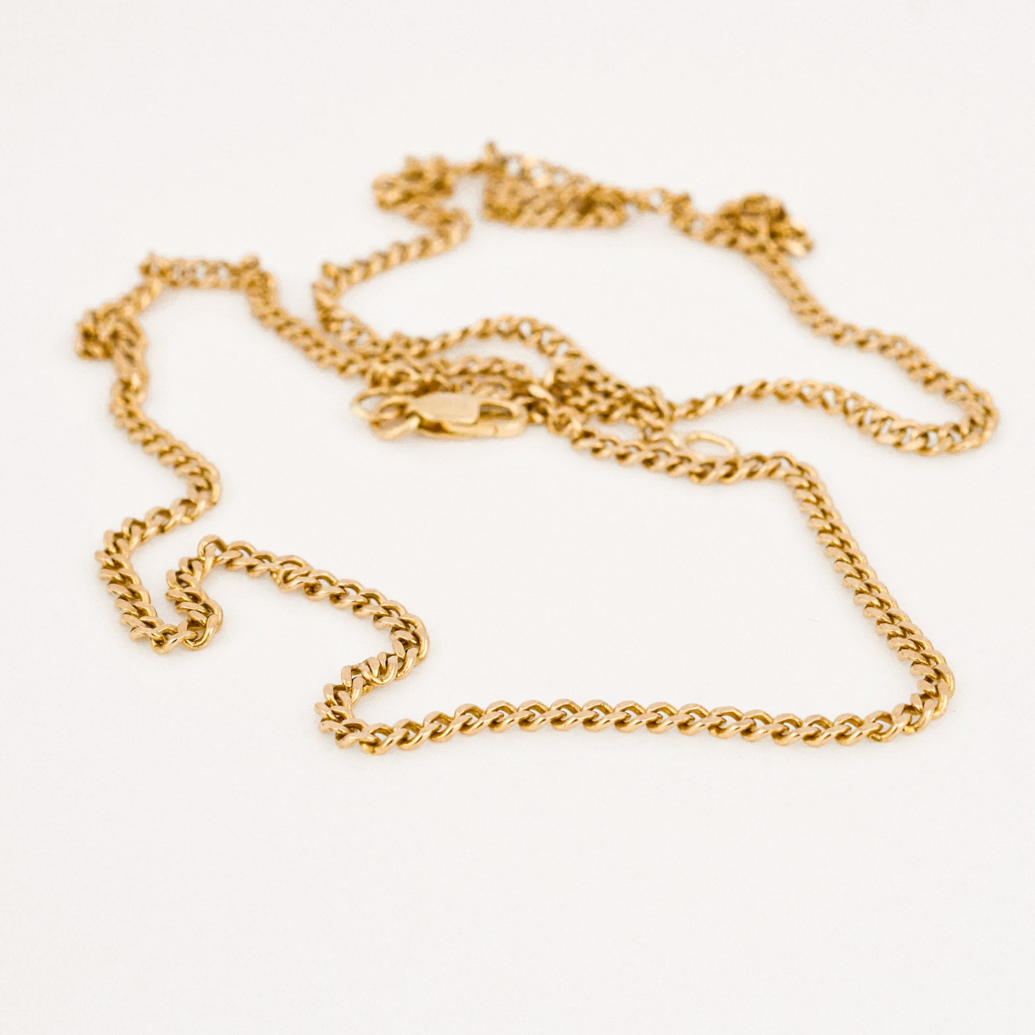 vintage gold curb chain necklace