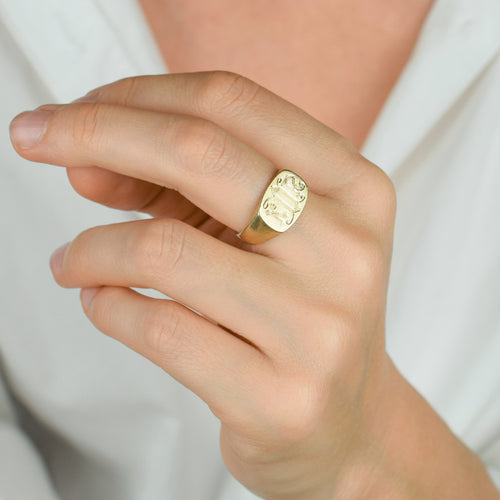 vintage gold 'KOR' signet ring