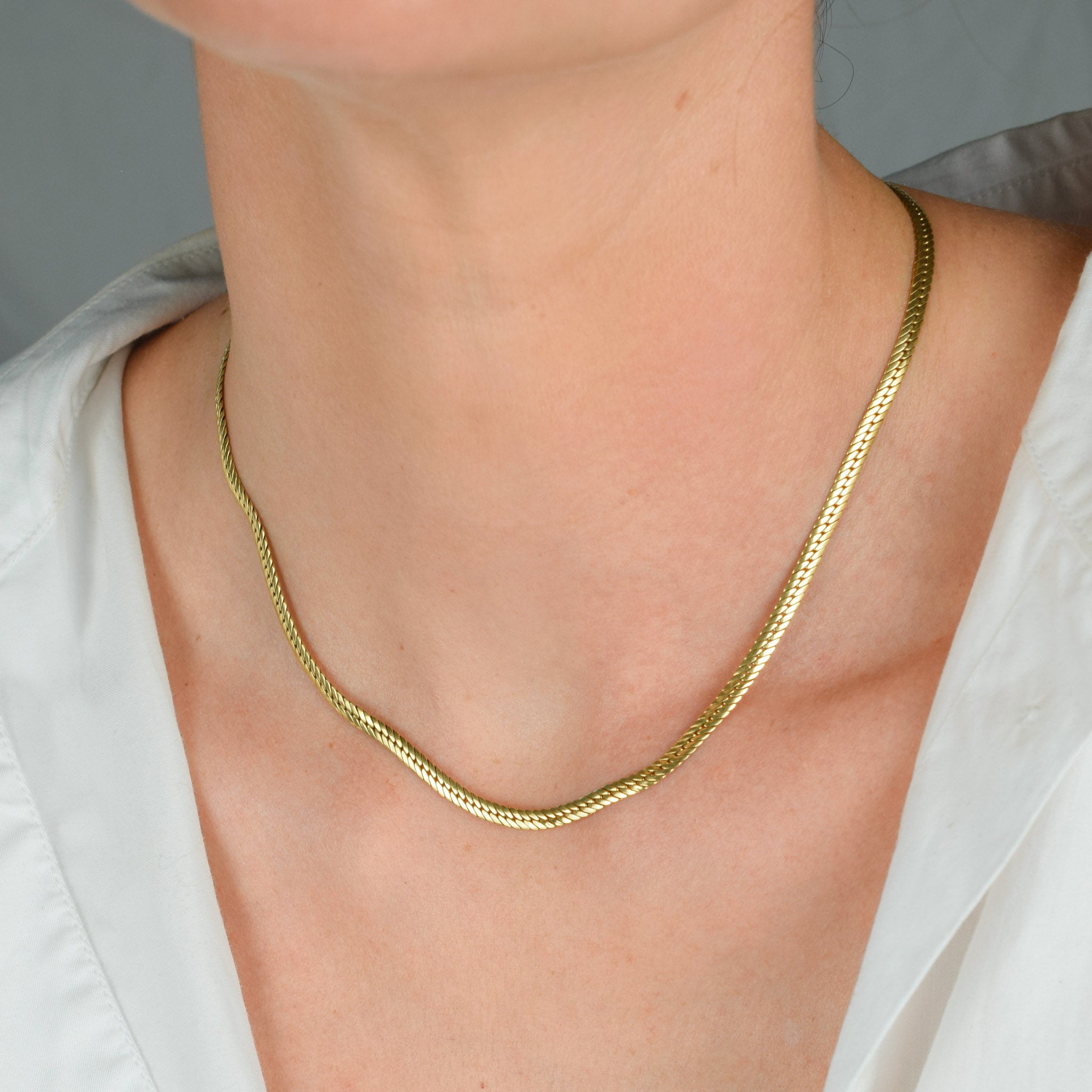 vintage 18k gold herringbone necklace 