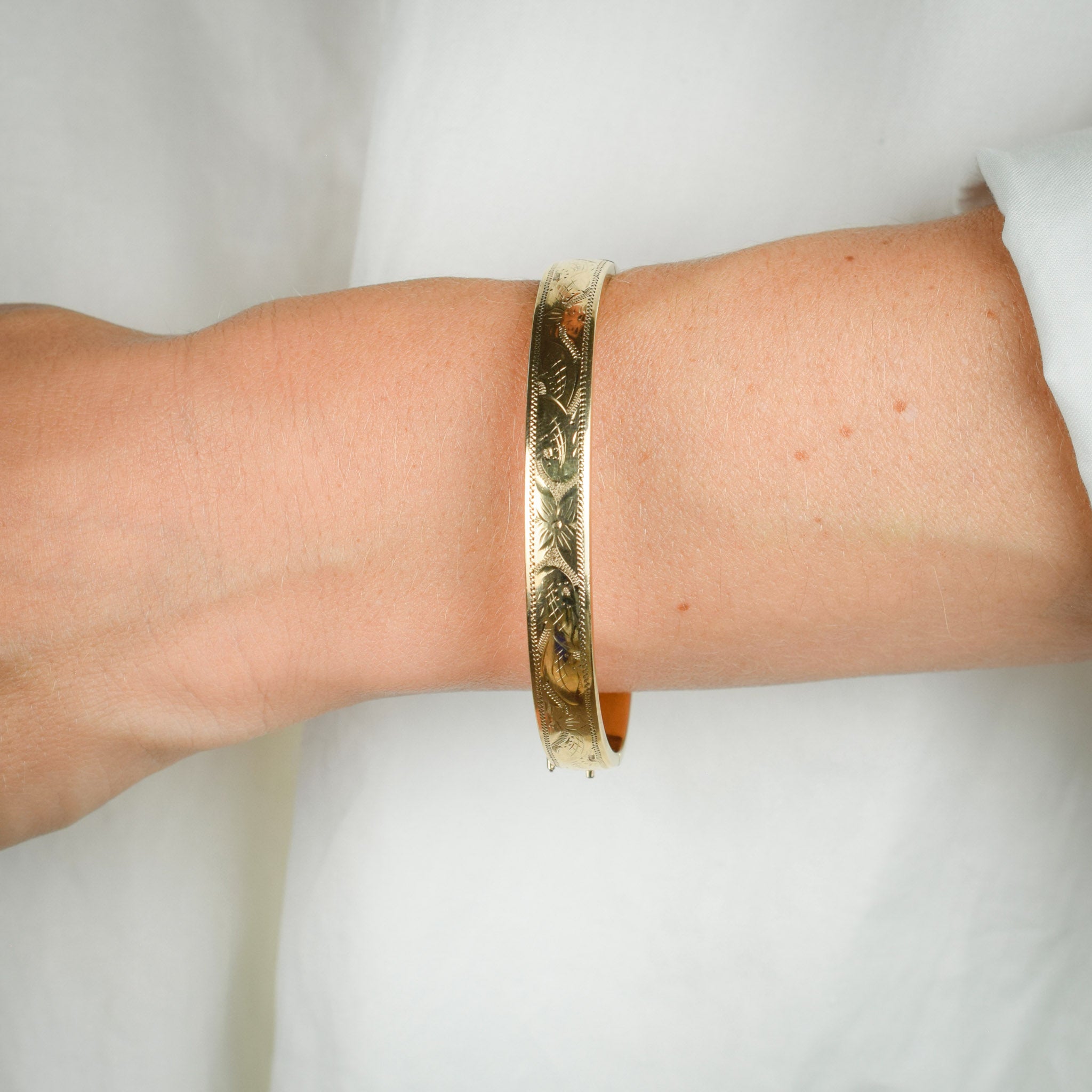 Gold Cuff Bracelet – Folklor