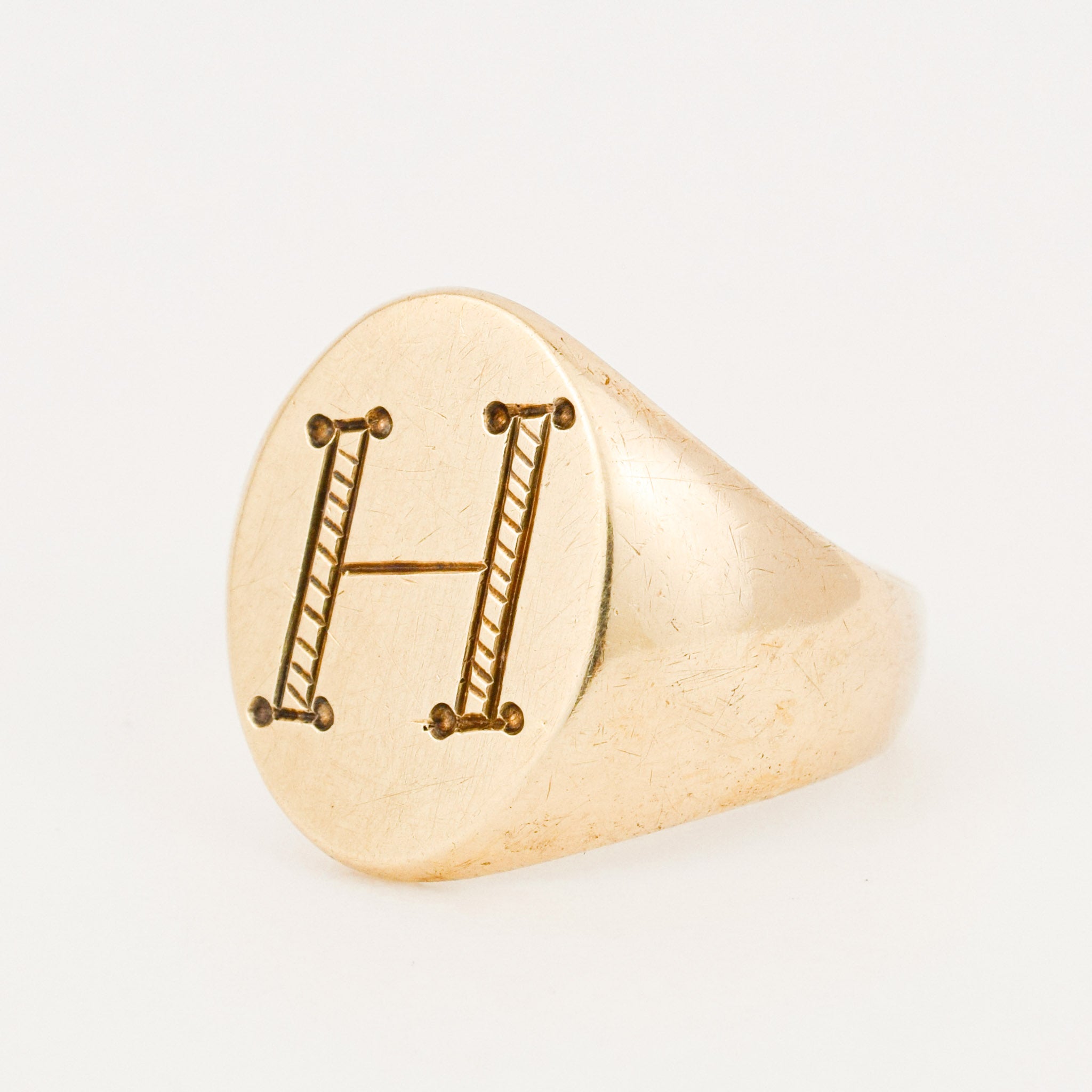 vintage gold 'h' signet ring