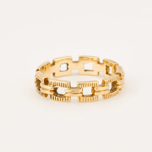 vintage gold chain link signet ring 