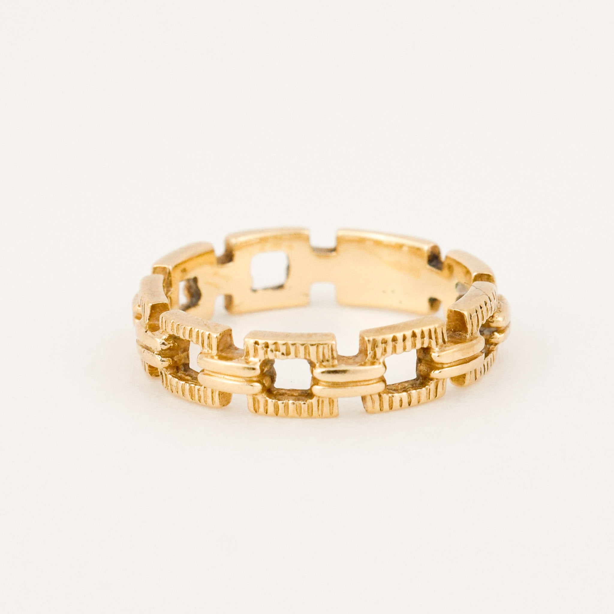 vintage gold chain link signet ring 