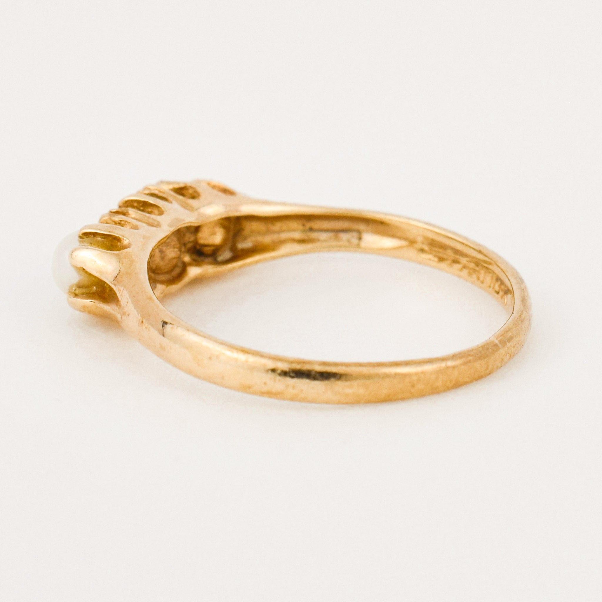 antique pearl trilogy ring 
