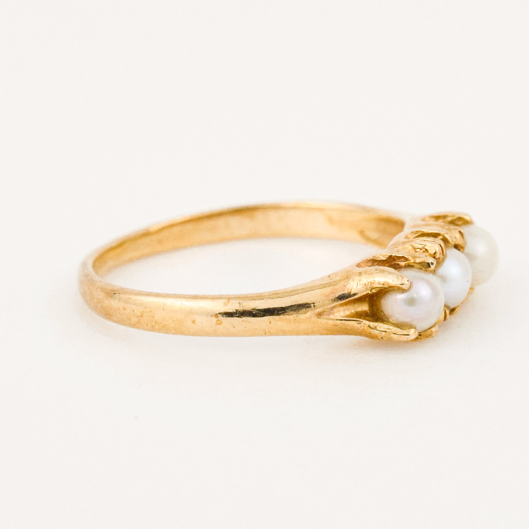 antique pearl trilogy ring 