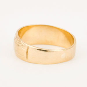 vintage gold 'MOM' ring 