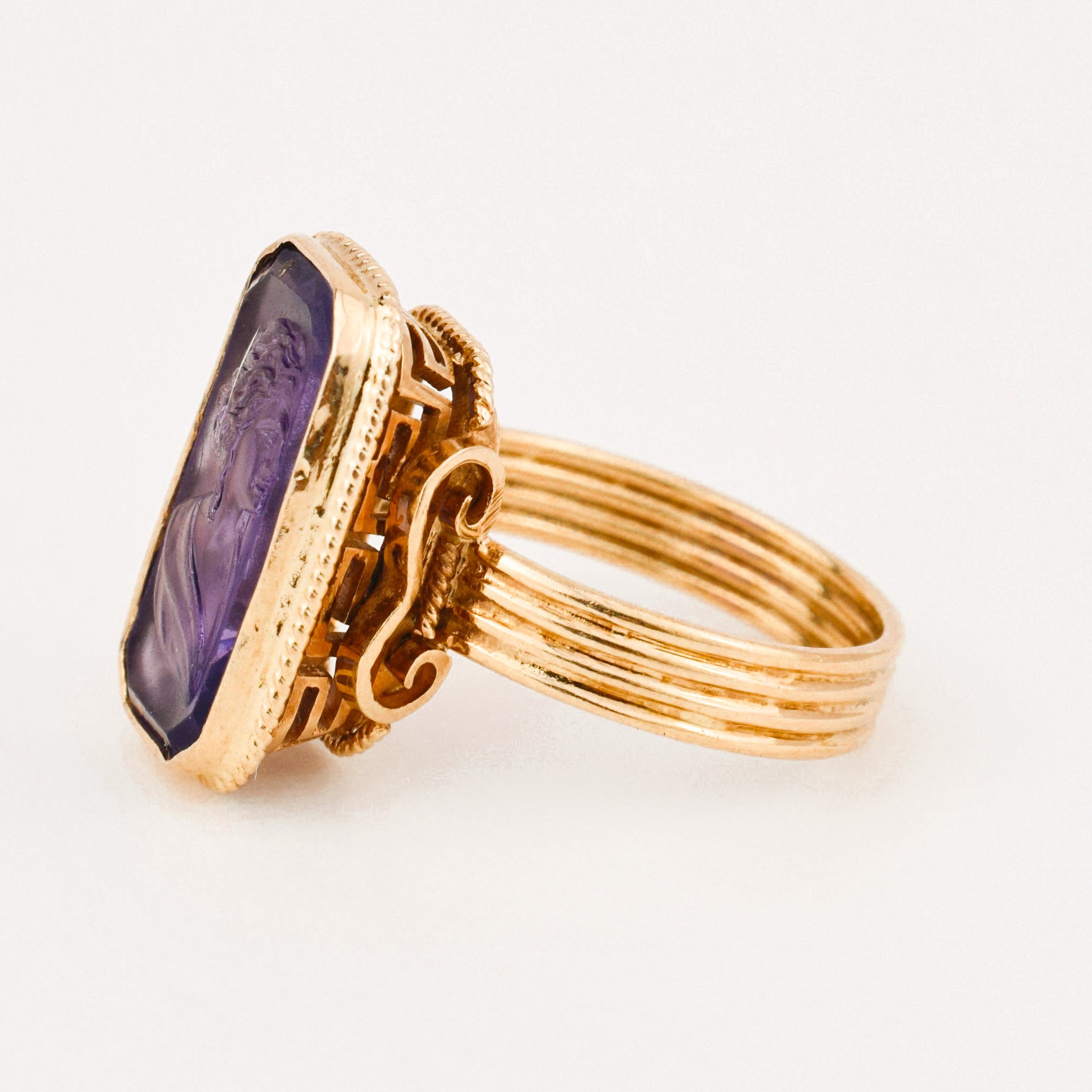 vintage gold purple cameo ring
