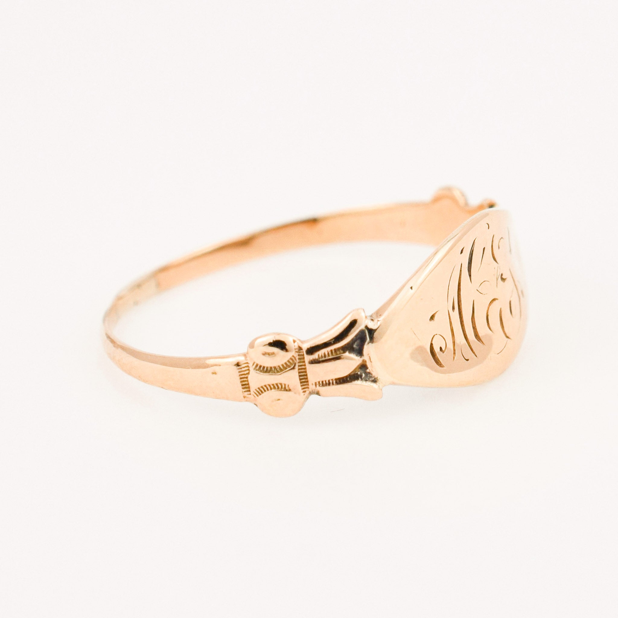 vintage gold signet ring 