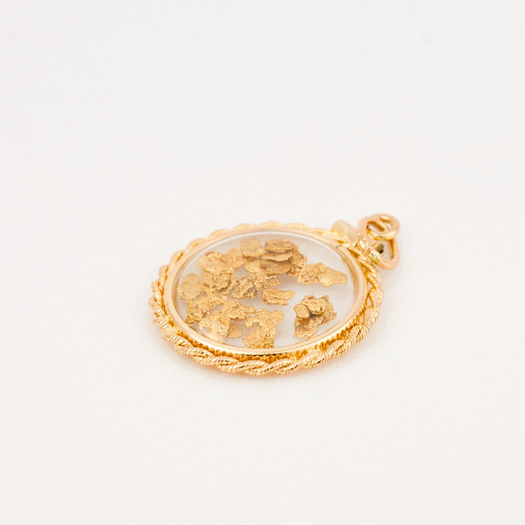 vintage gold nugget pendant 