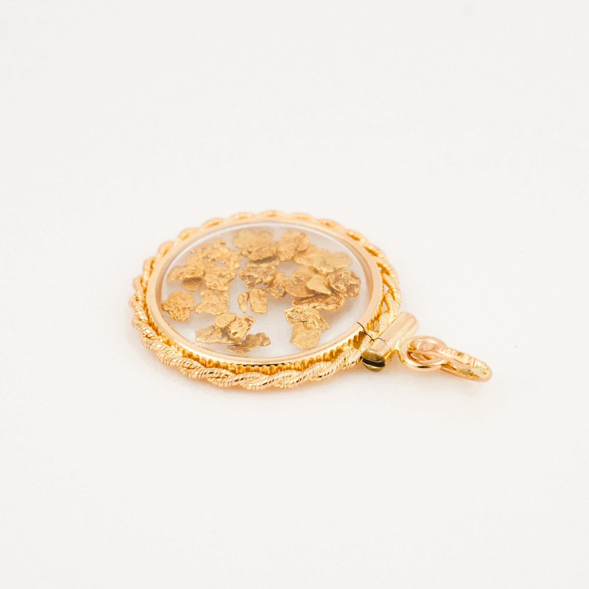 vintage gold nugget pendant 