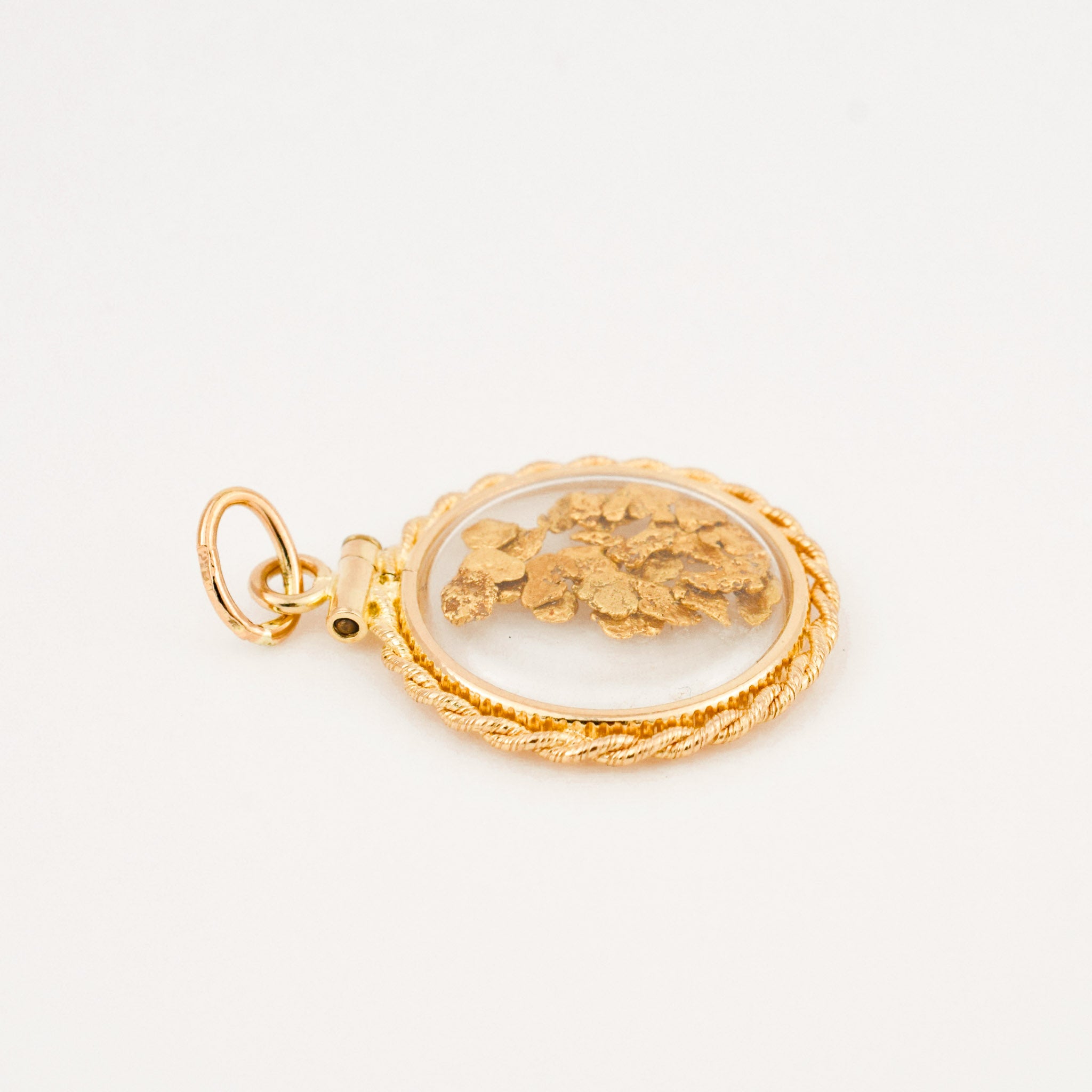 vintage gold nugget pendant 