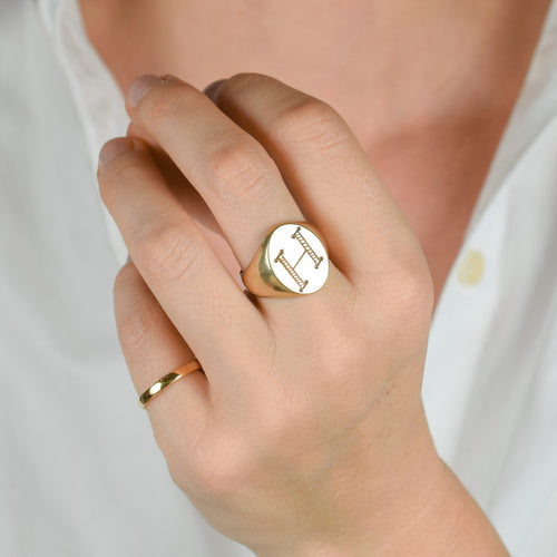 vintage gold 'h' signet ring