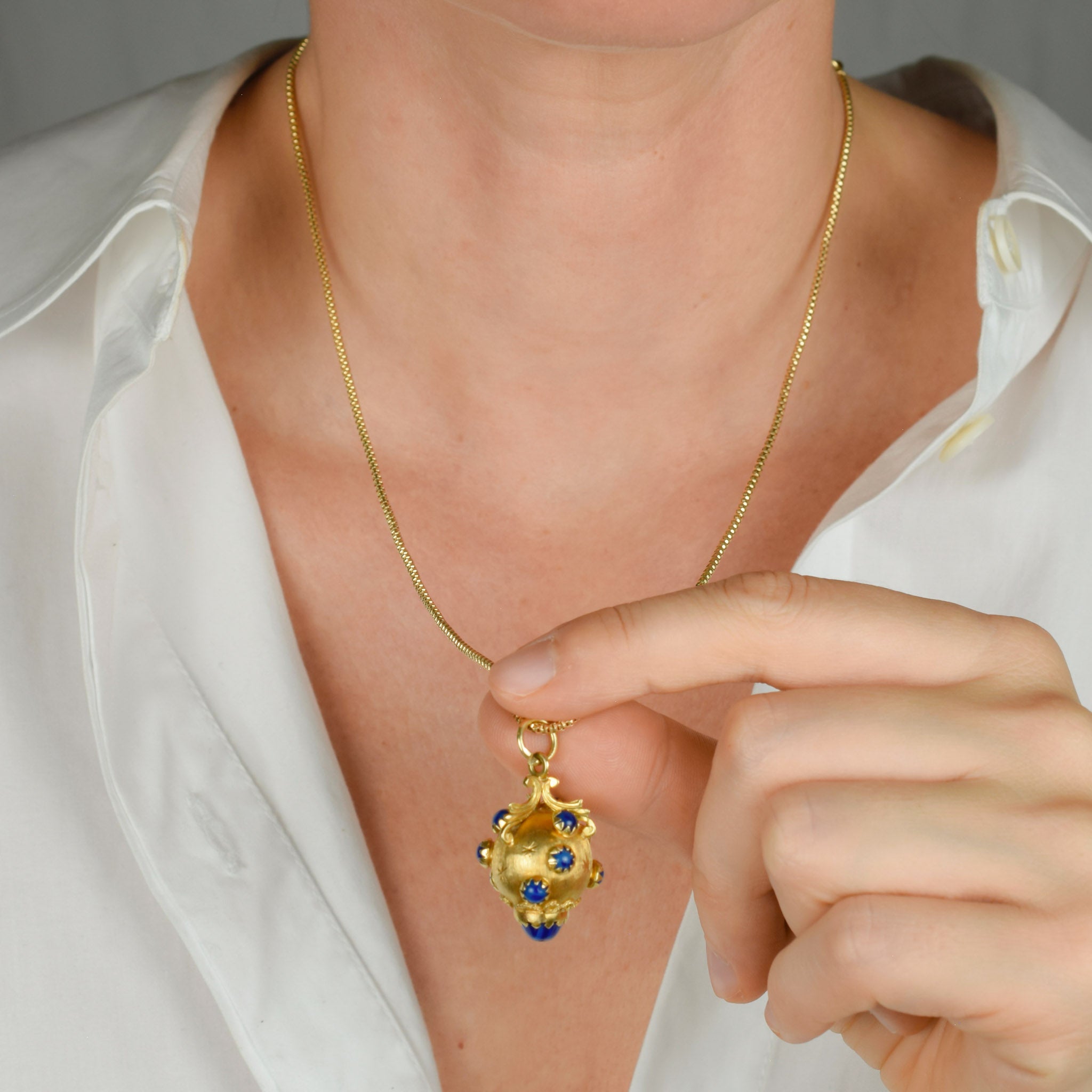 vintage gold blue stone fob pendant 