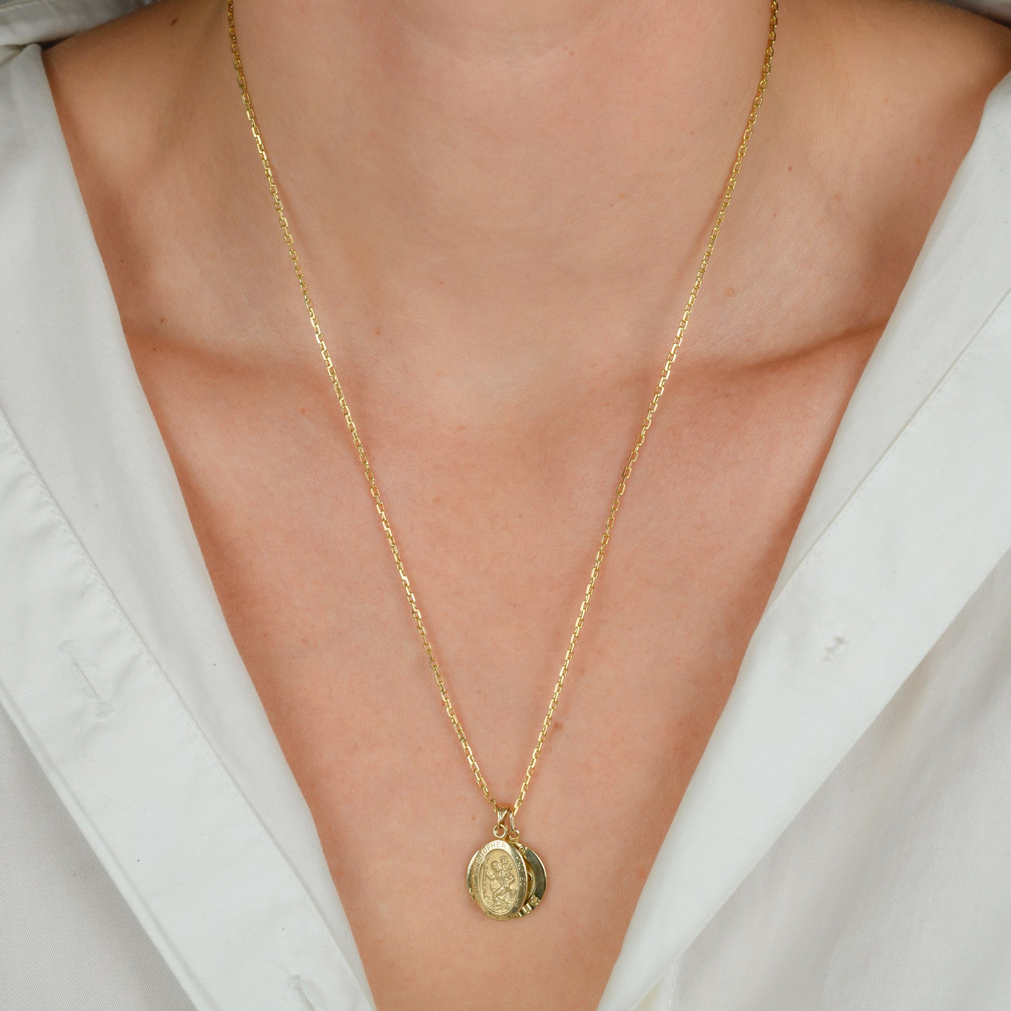 vintage gold cable link necklace