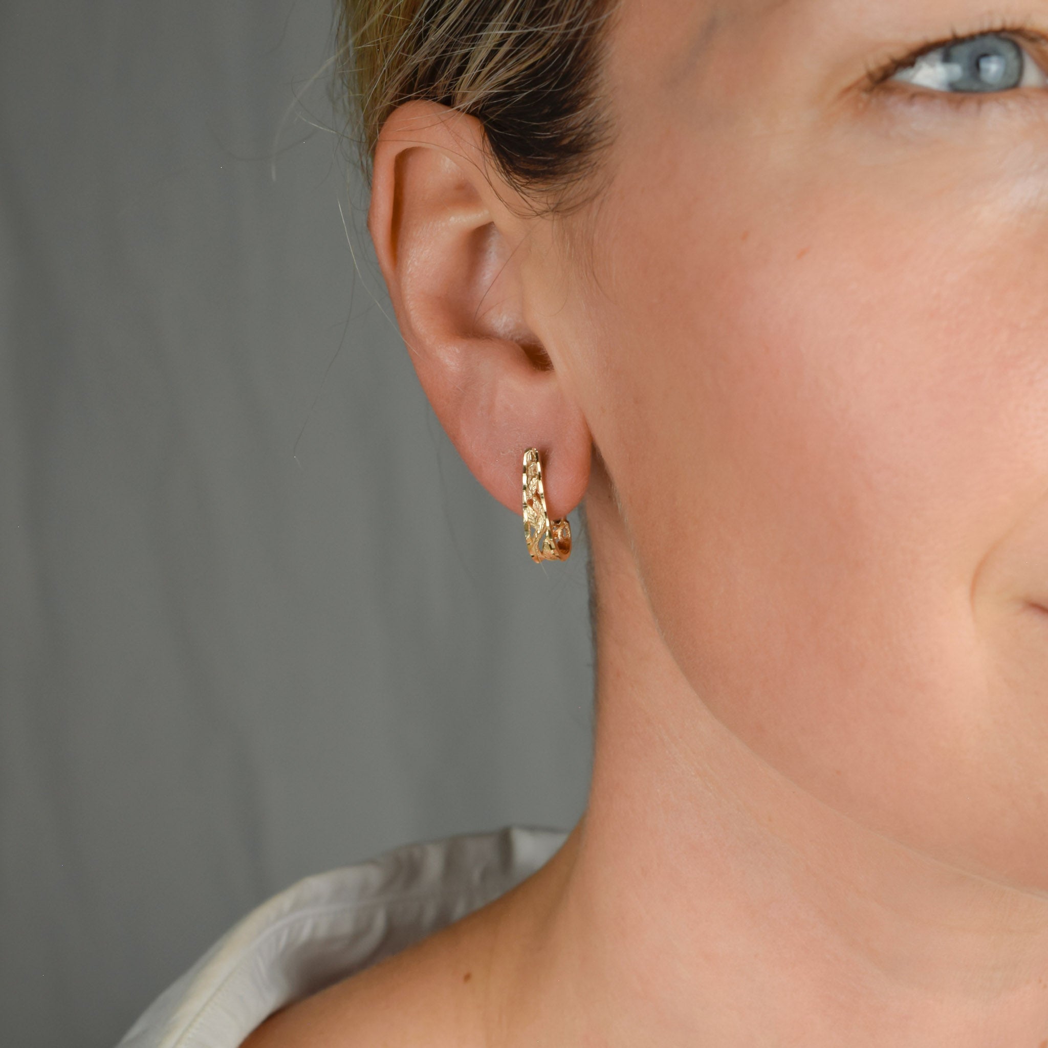 vintage gold floral hoop earrings