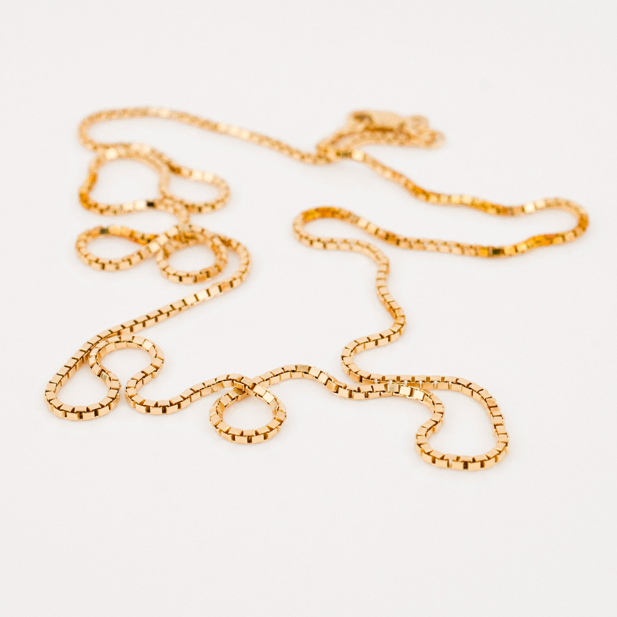 vintage gold 20" Box Chain Necklace