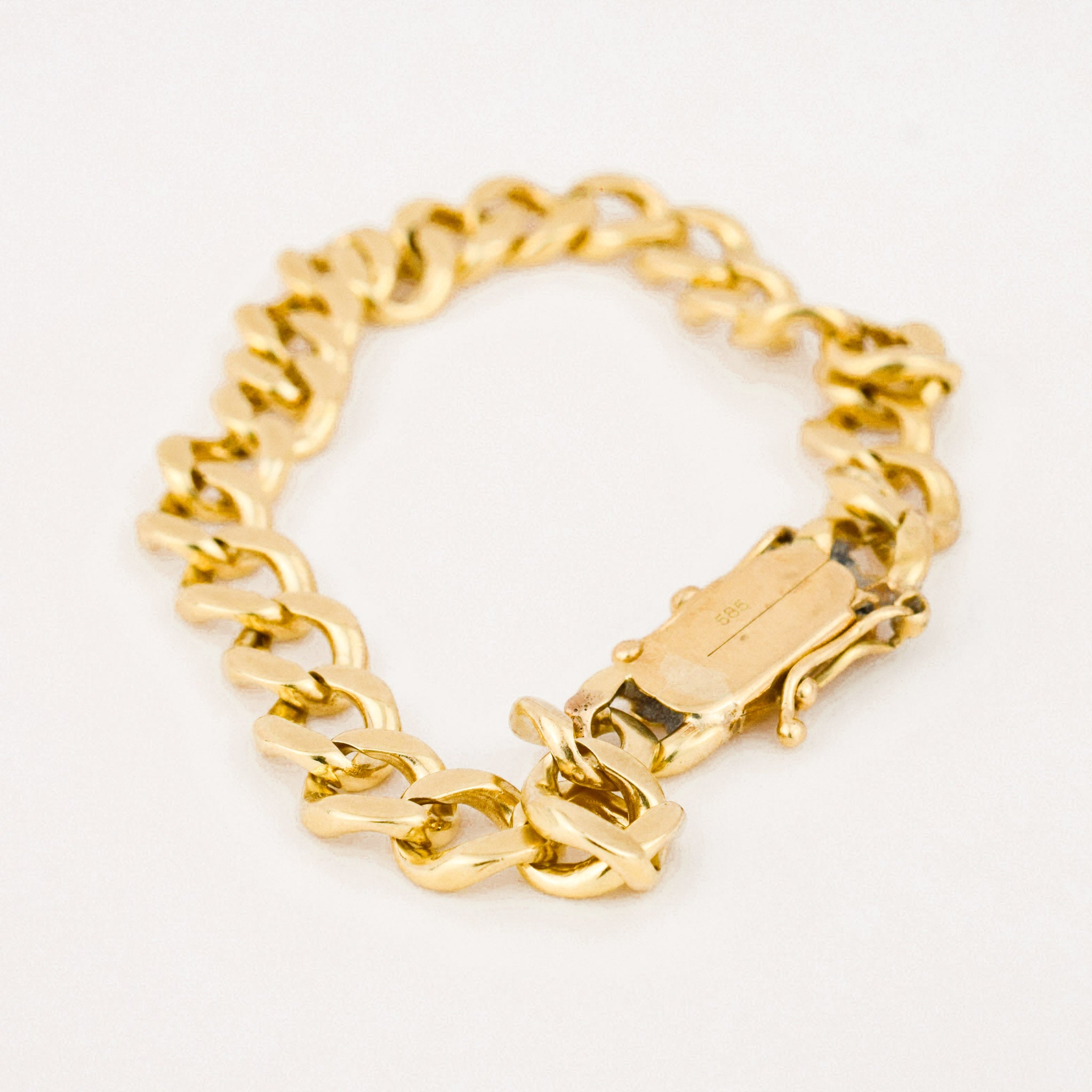 vintage 14k yellow gold curb bracelet 