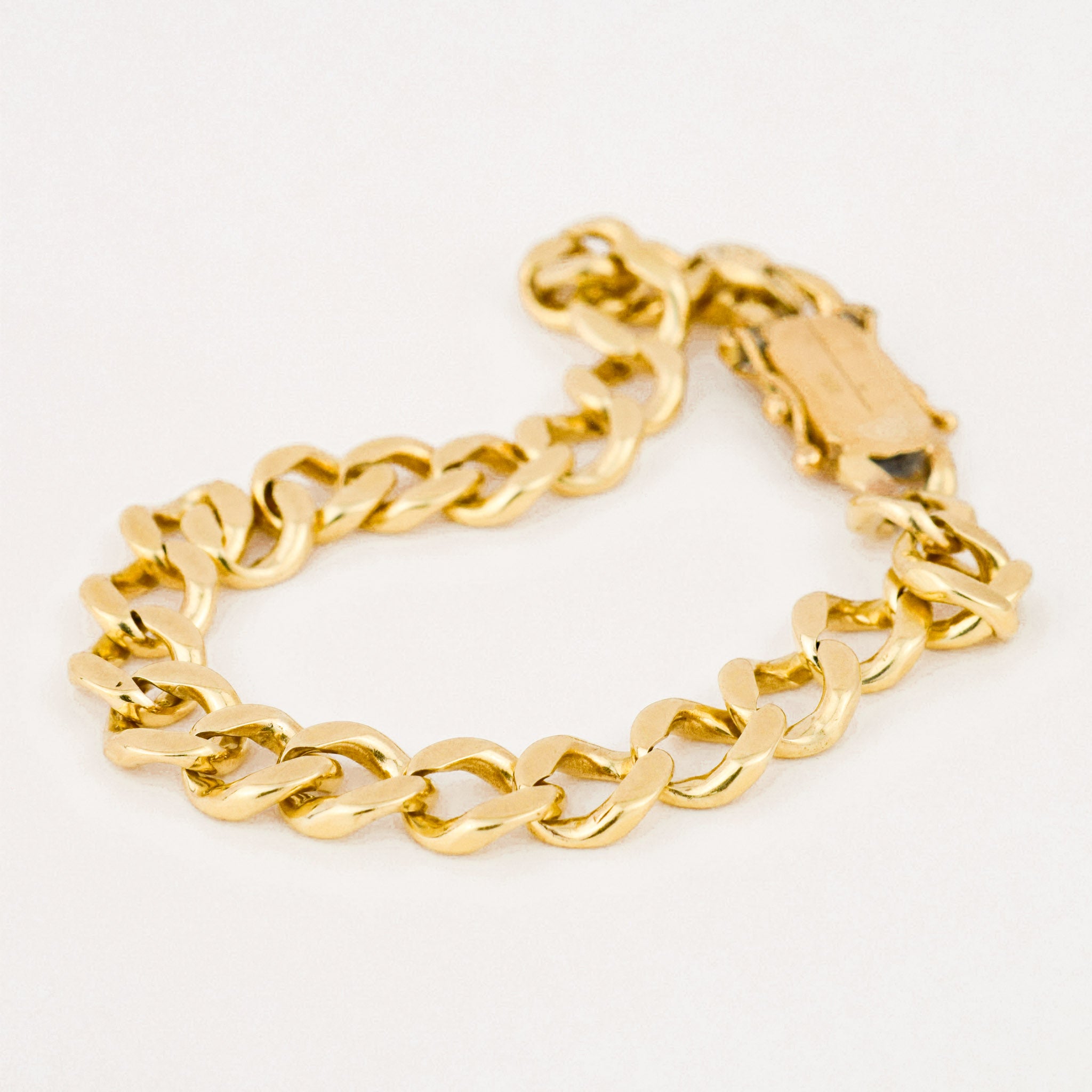 vintage 14k yellow gold curb bracelet 