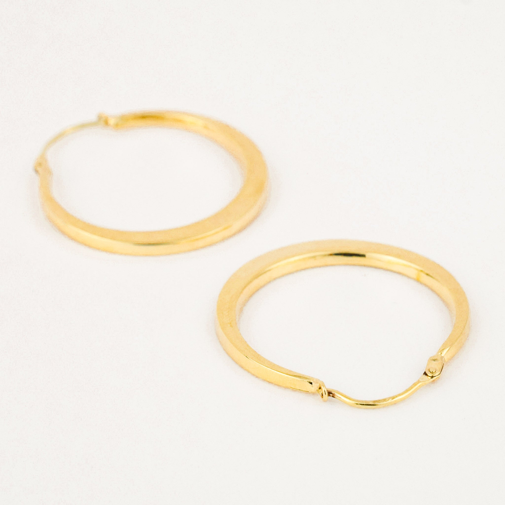 vintage gold 30mm Graduated Hoop Earrings