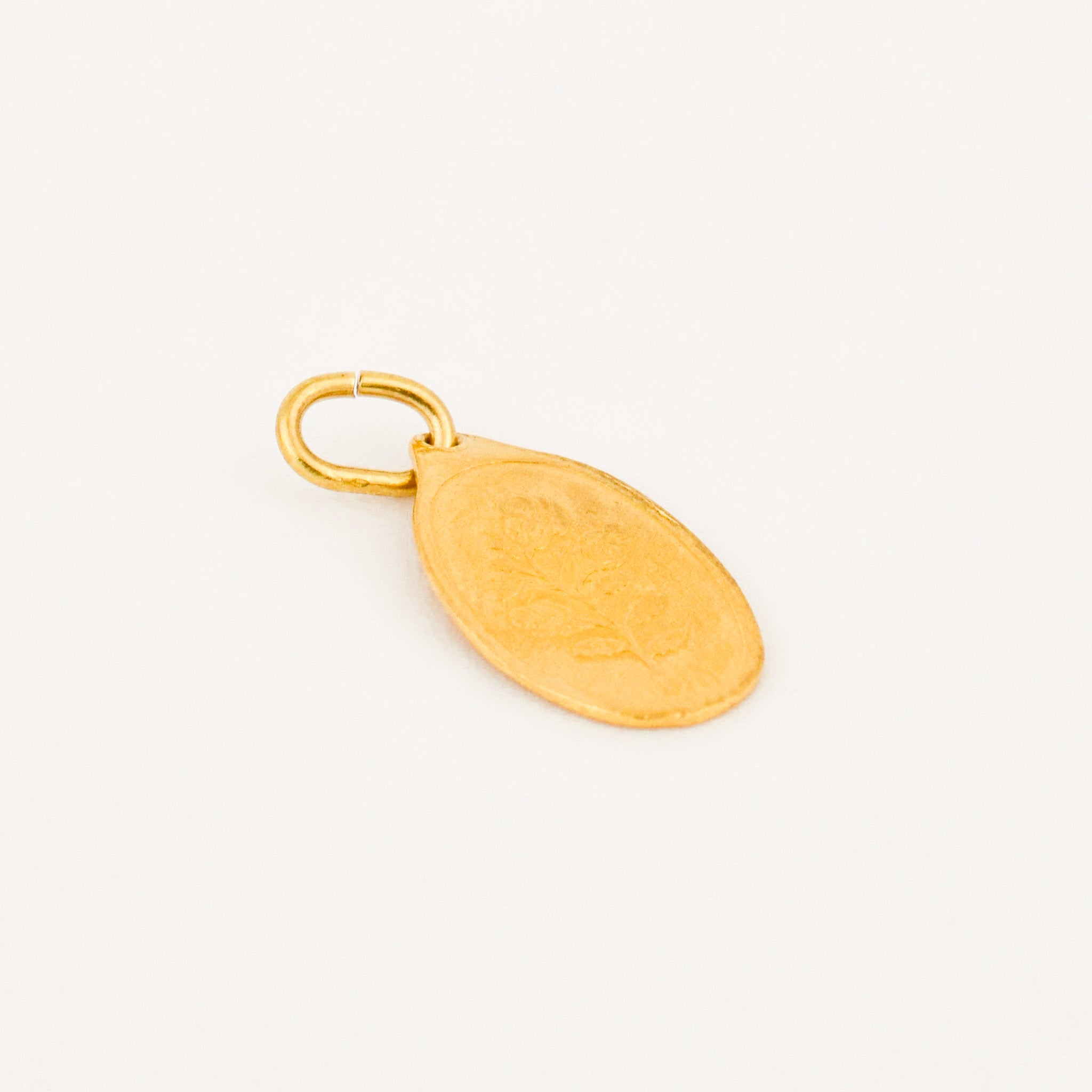 vintage 22k gold suisse charm 