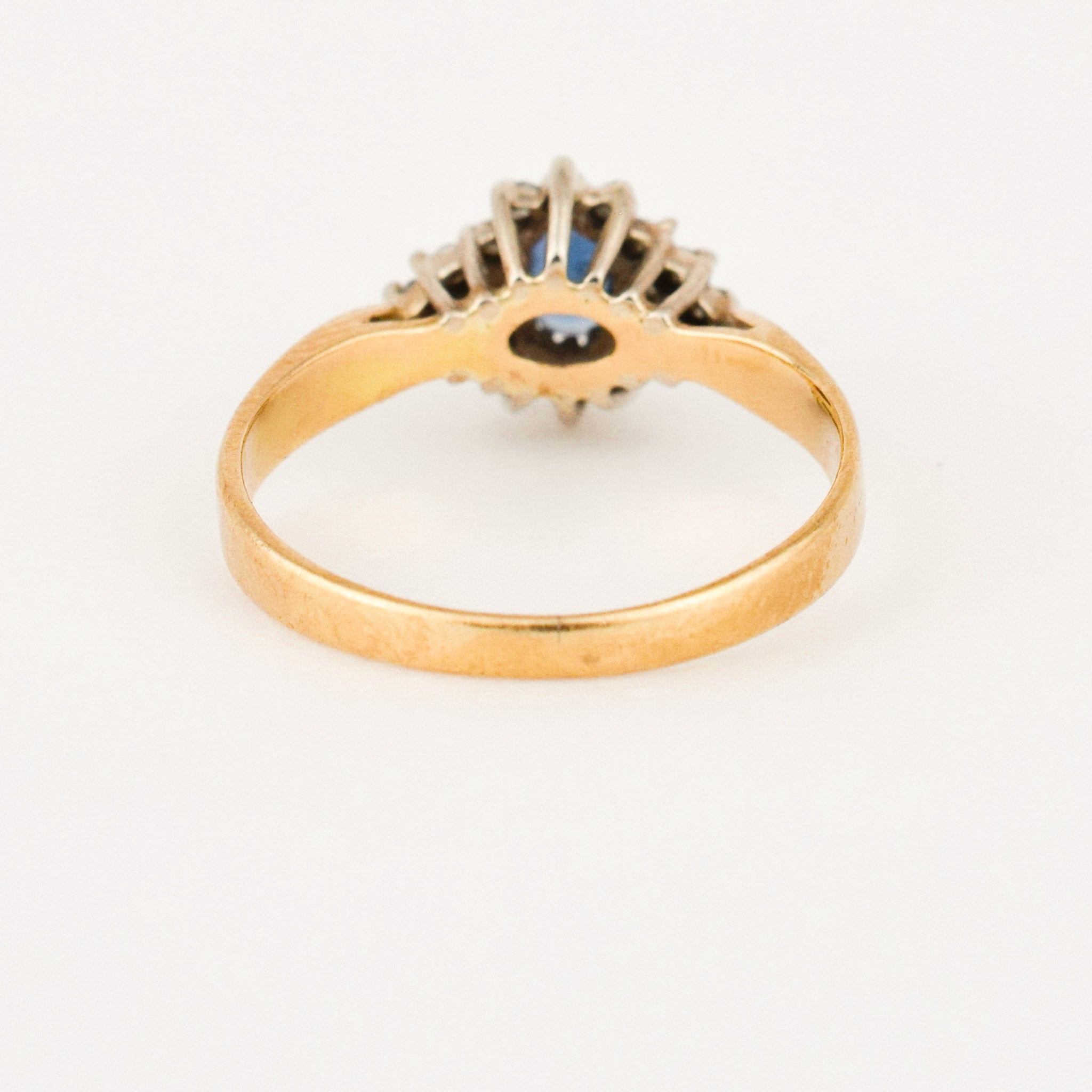 vintage sapphire and diamond ring