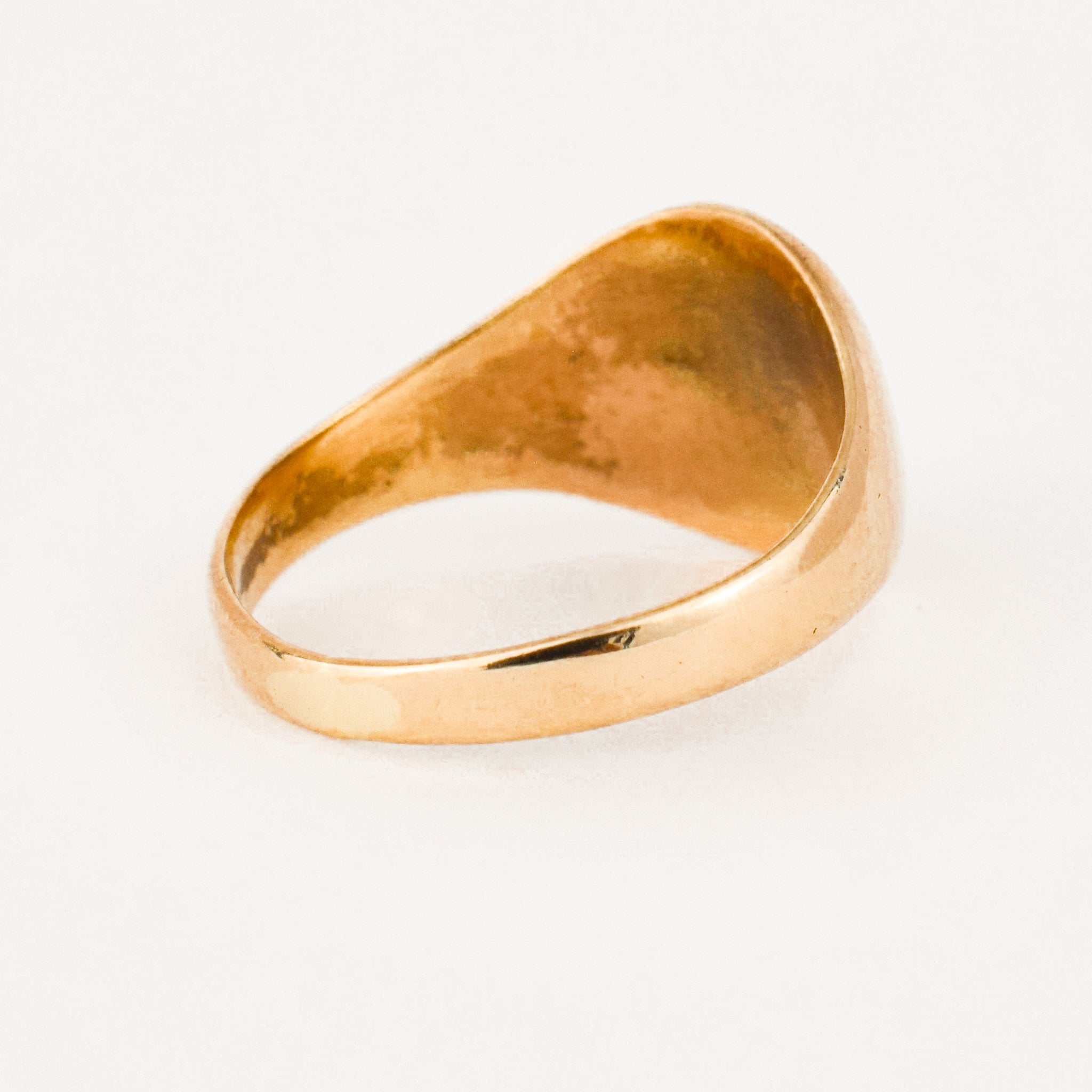 vintage gold 's' signet ring