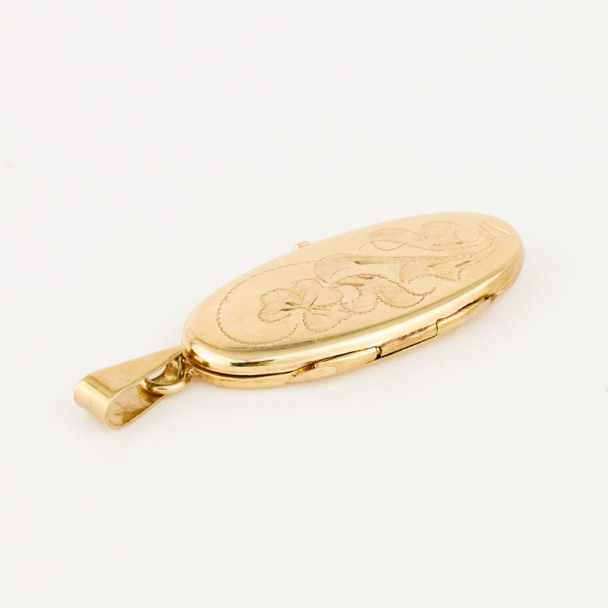 vintage gold oval locket