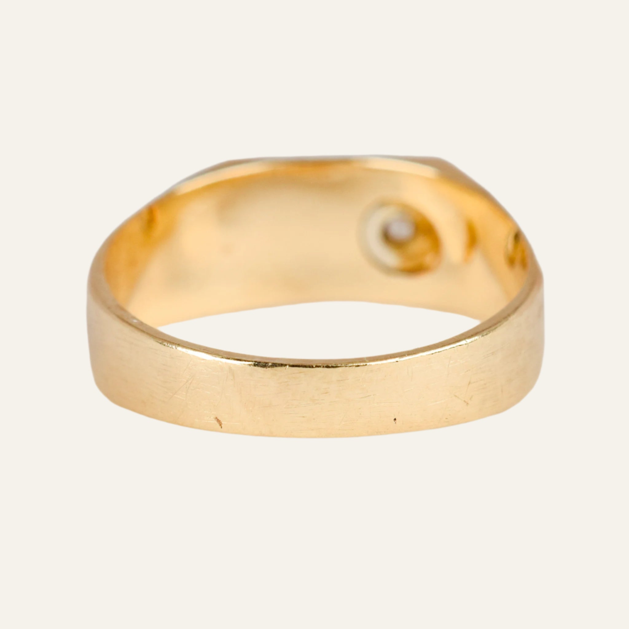 Diamond Plain Signet