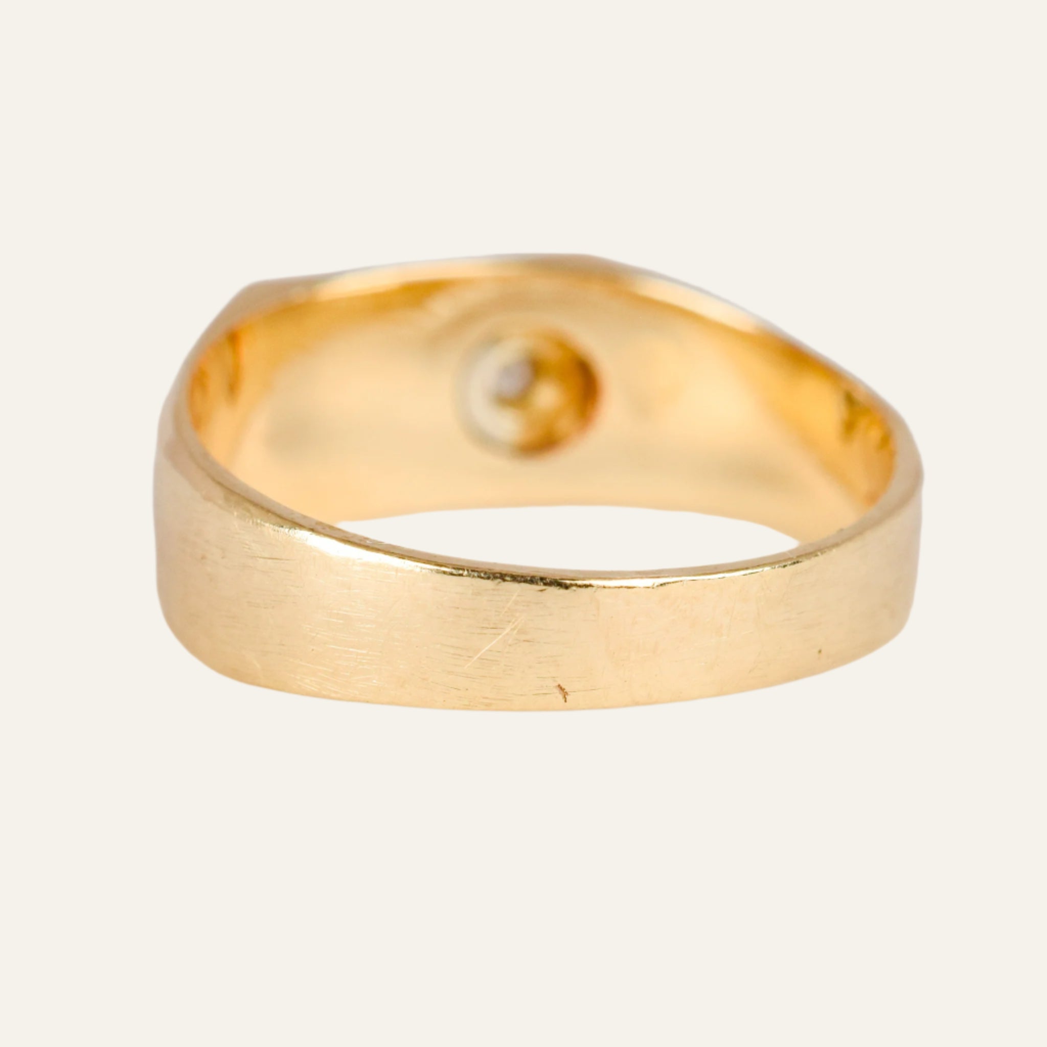 Diamond Plain Signet