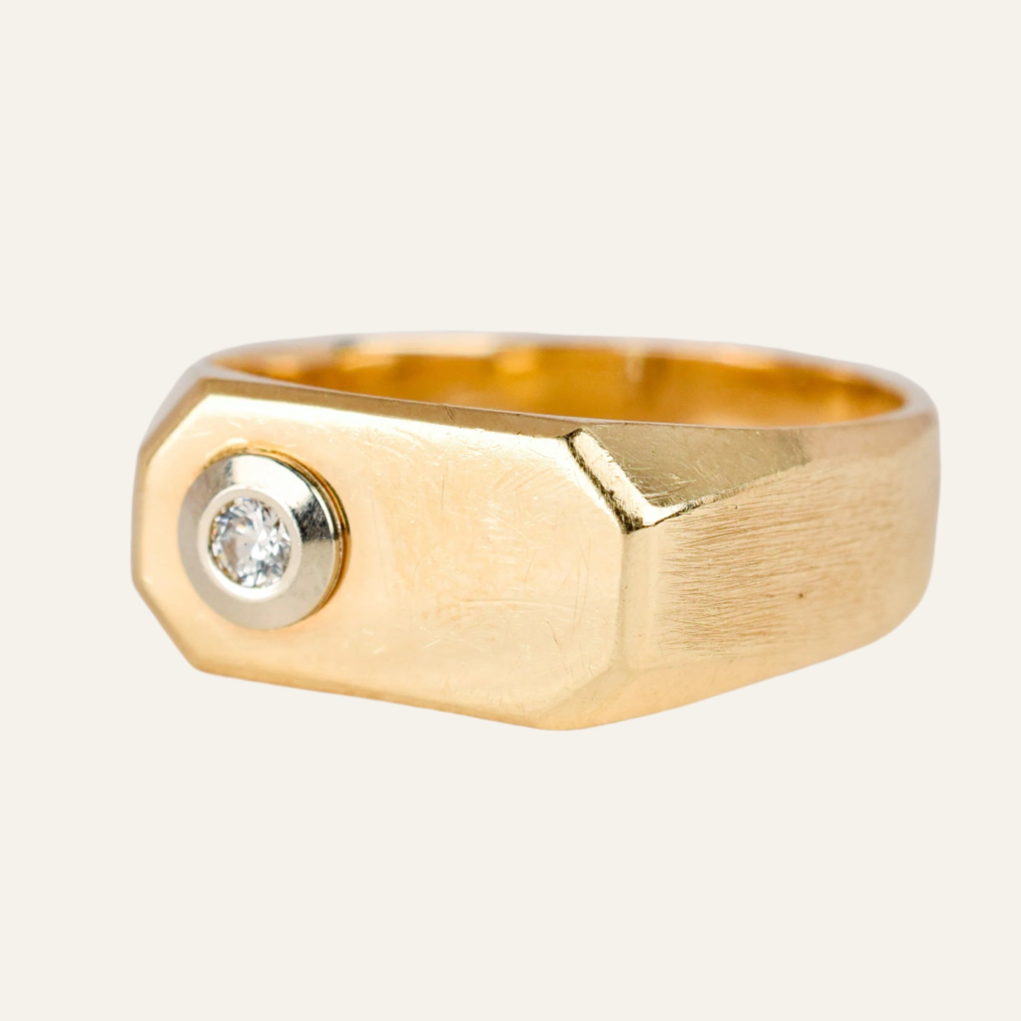 Diamond Plain Signet