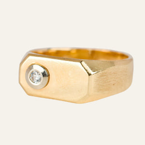 Diamond Plain Signet