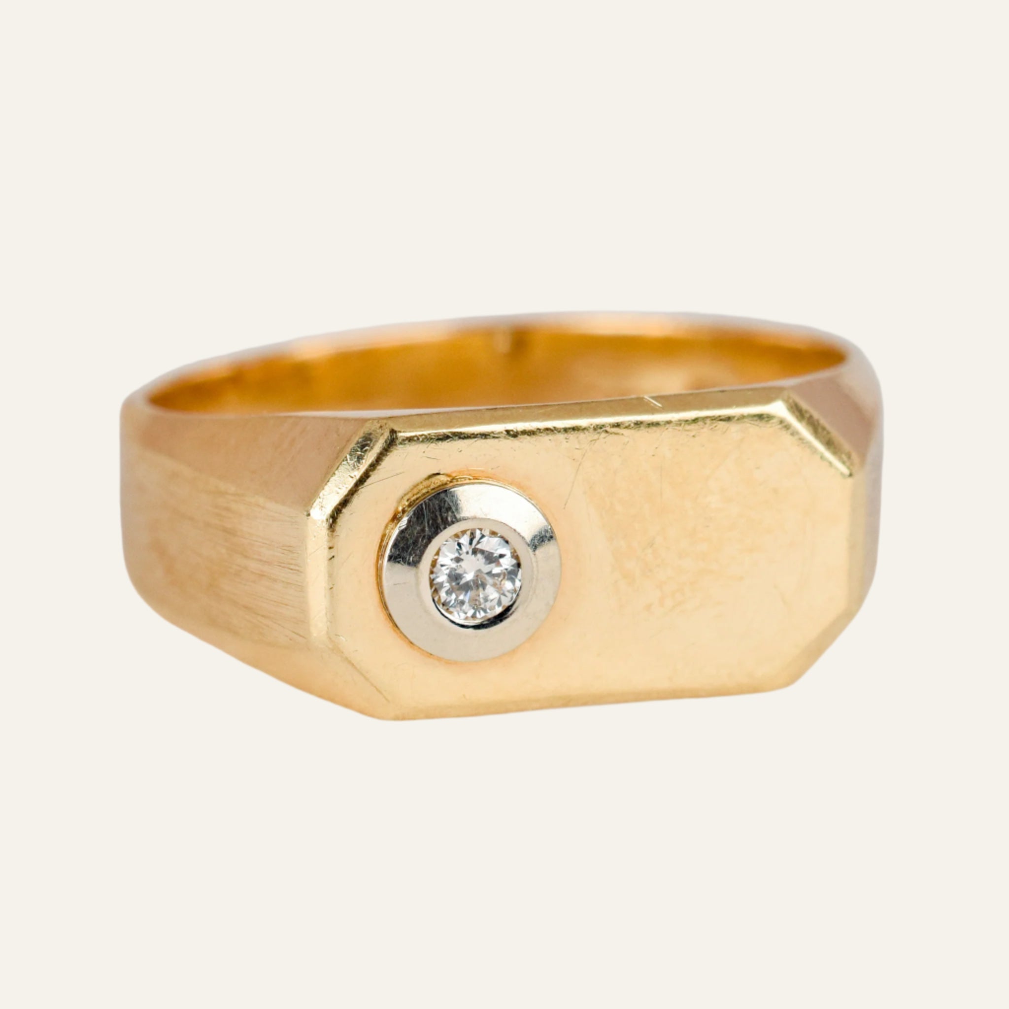 Diamond Plain Signet