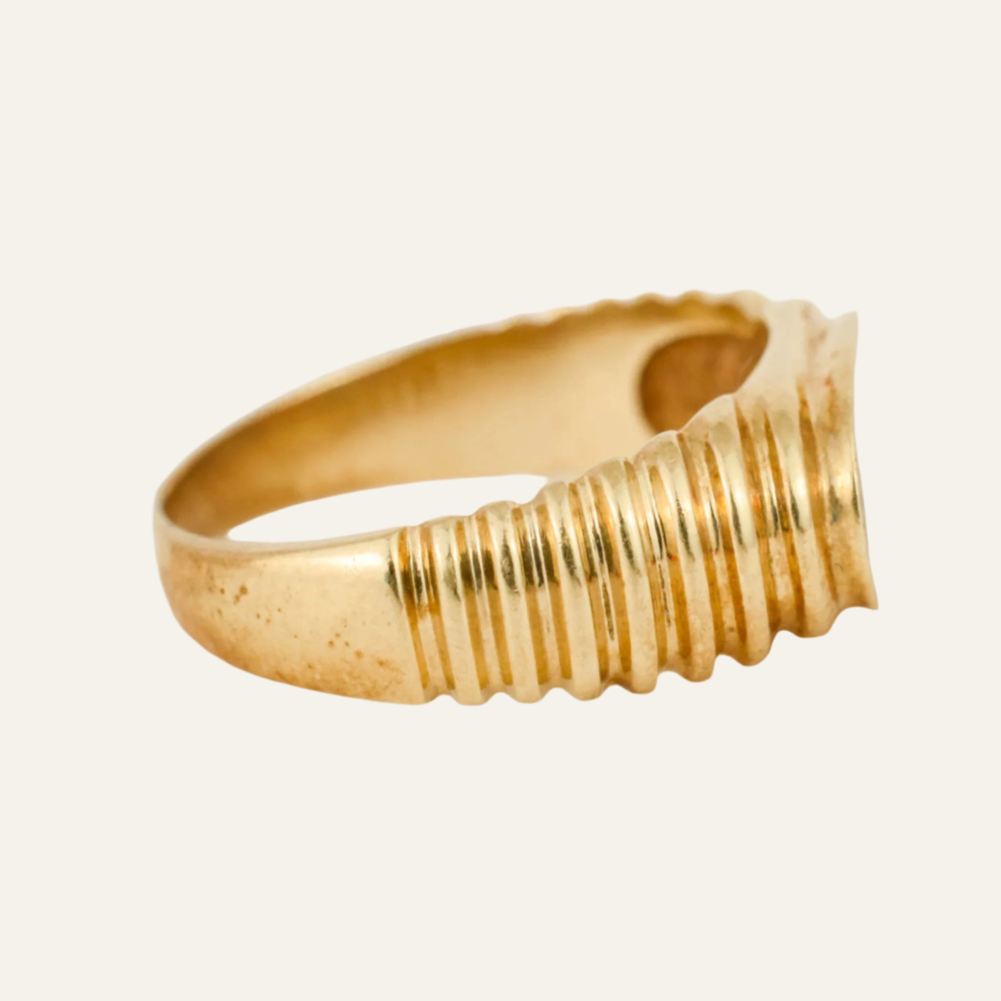 Graduated Step Blank Gold Signet