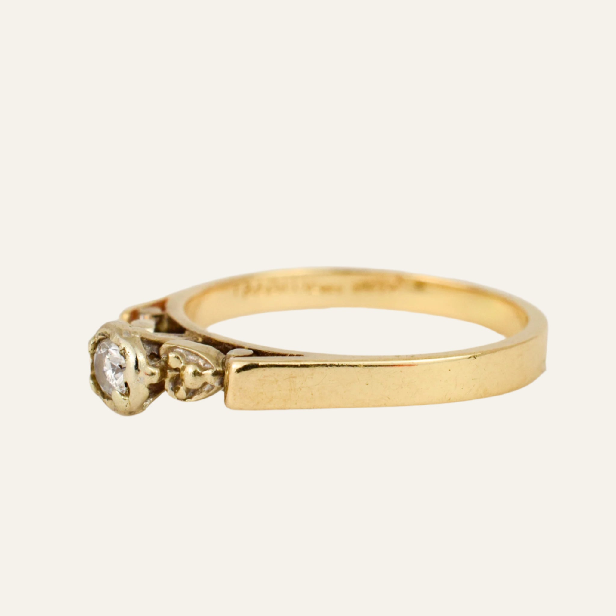 Antique Dainty Diamond Ring