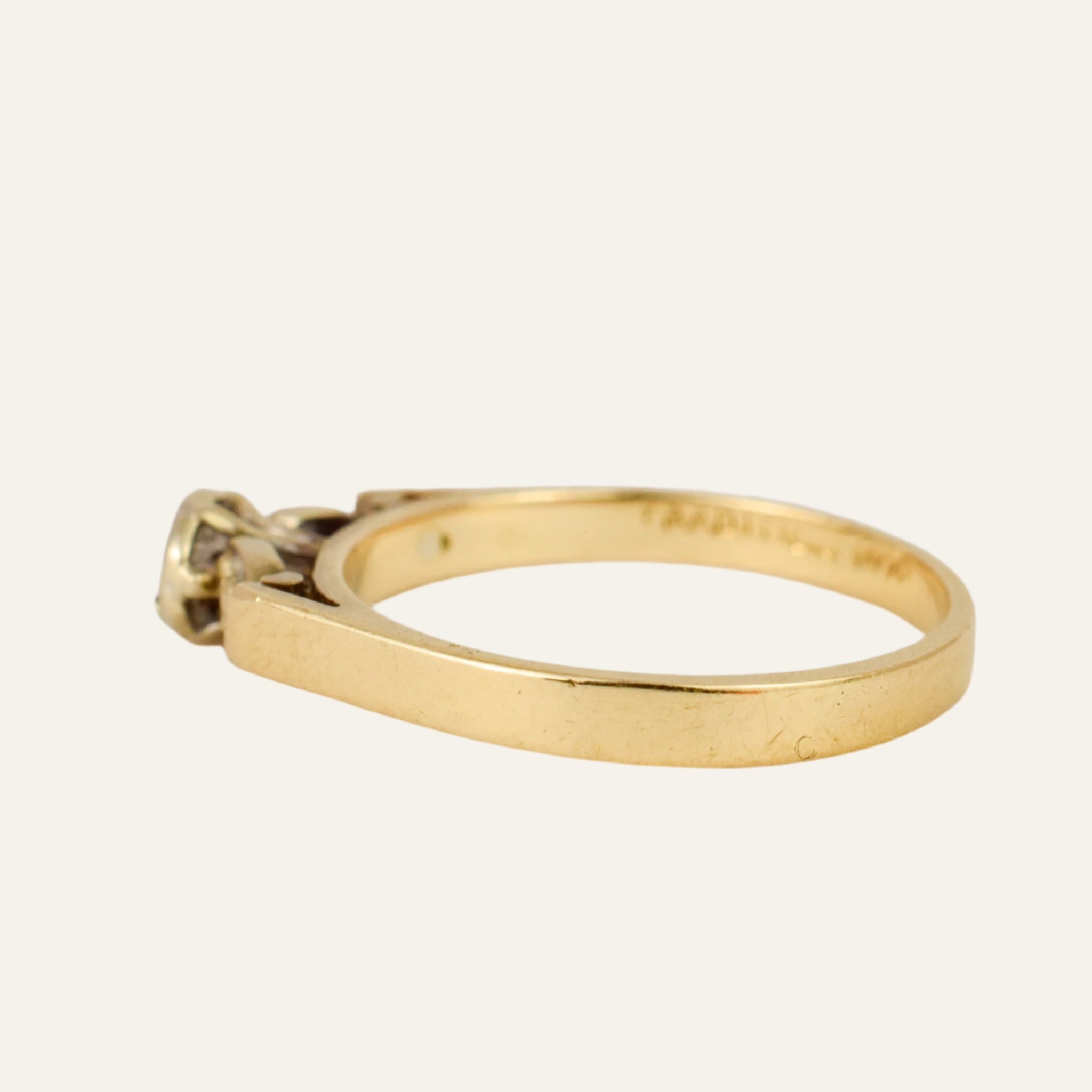 Antique Dainty Diamond Ring