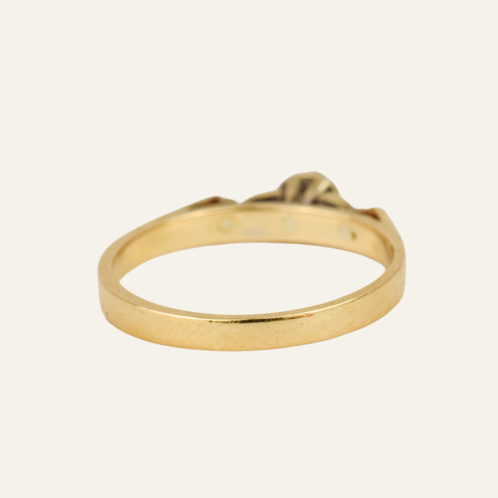Antique Dainty Diamond Ring