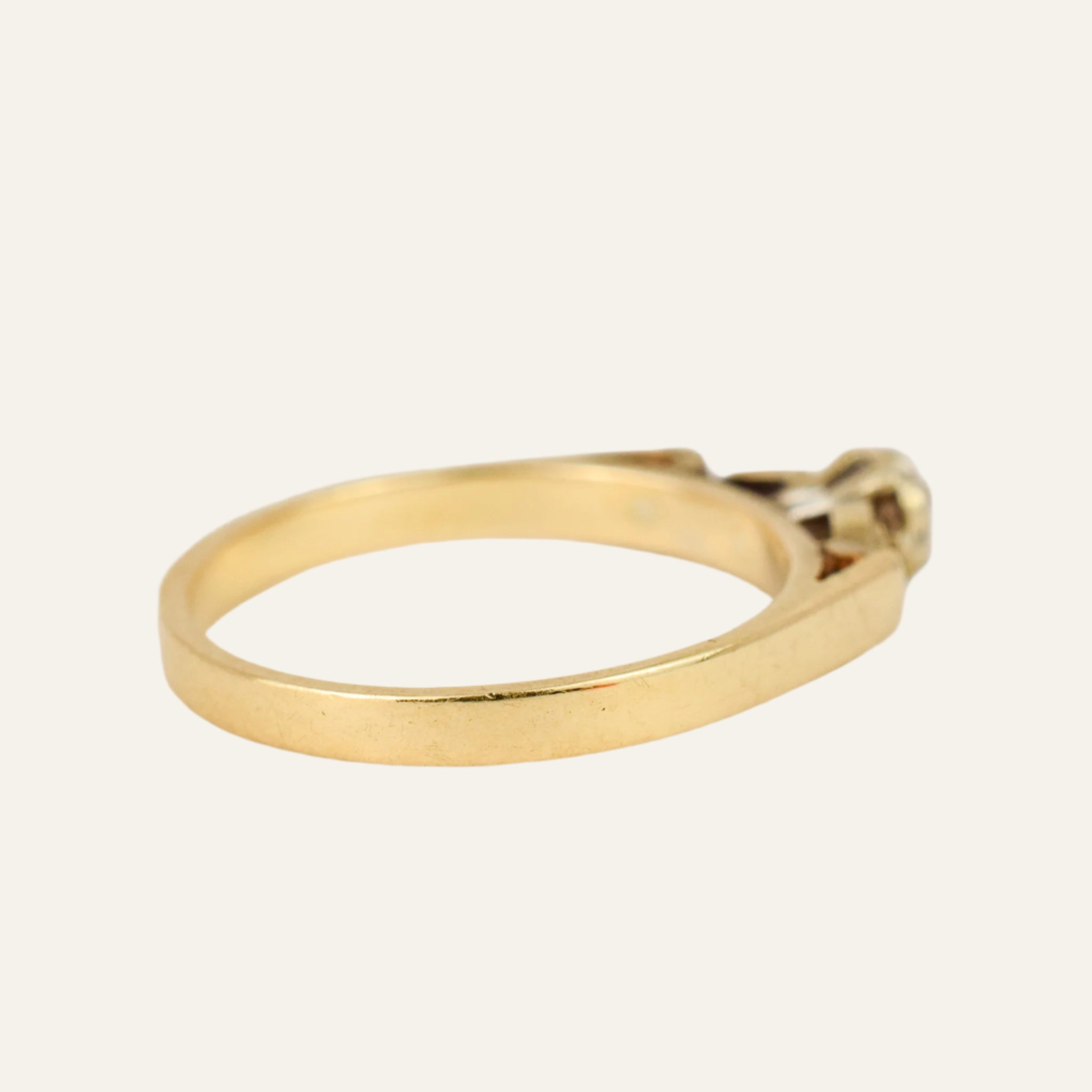 Antique Dainty Diamond Ring