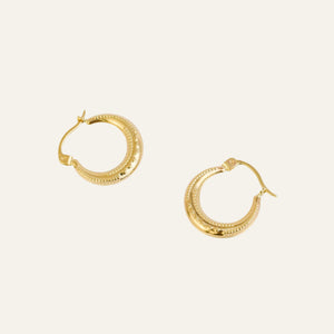 16.9mm Beaded Dainty Hoops