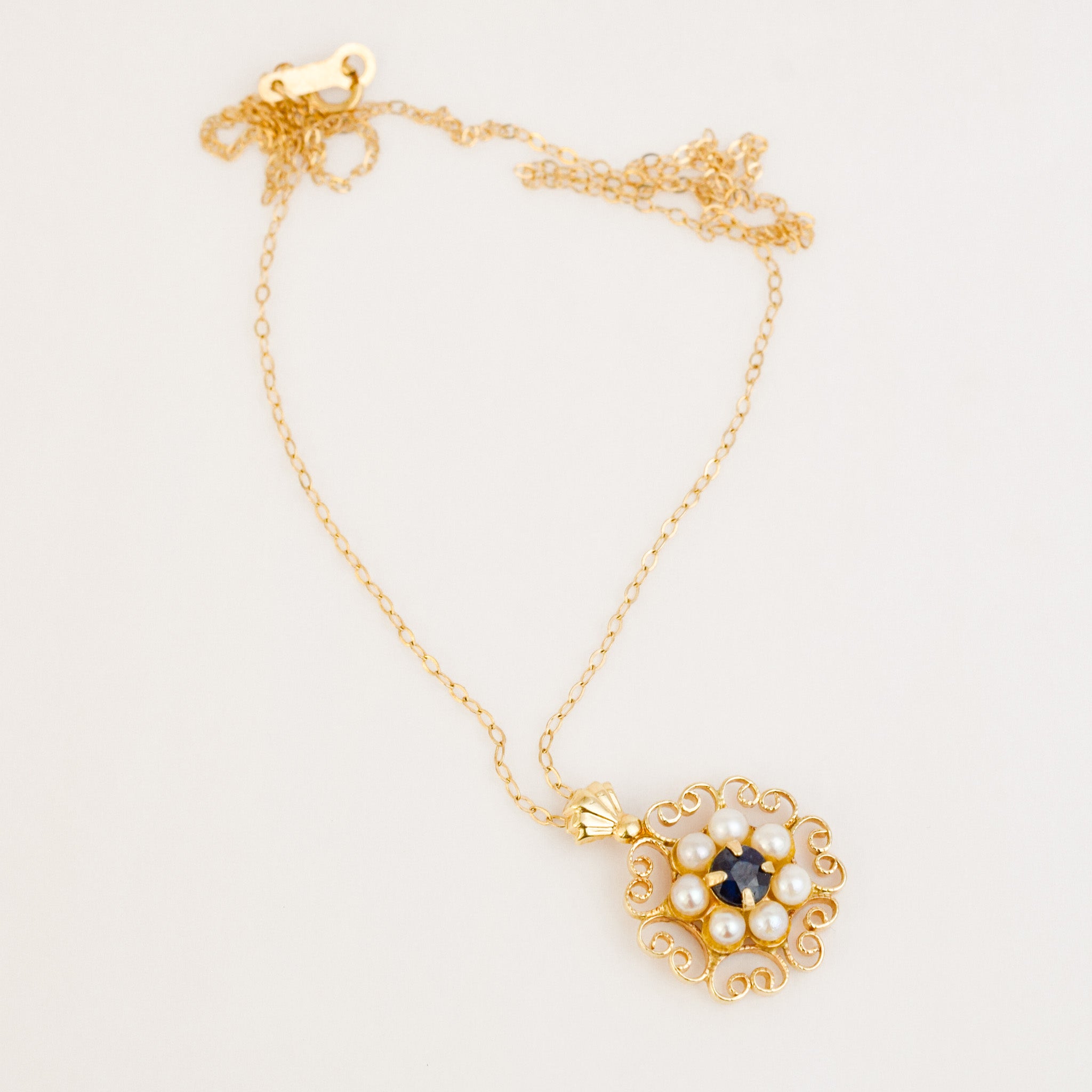 16.5" Sapphire and Pearl Flower Necklace