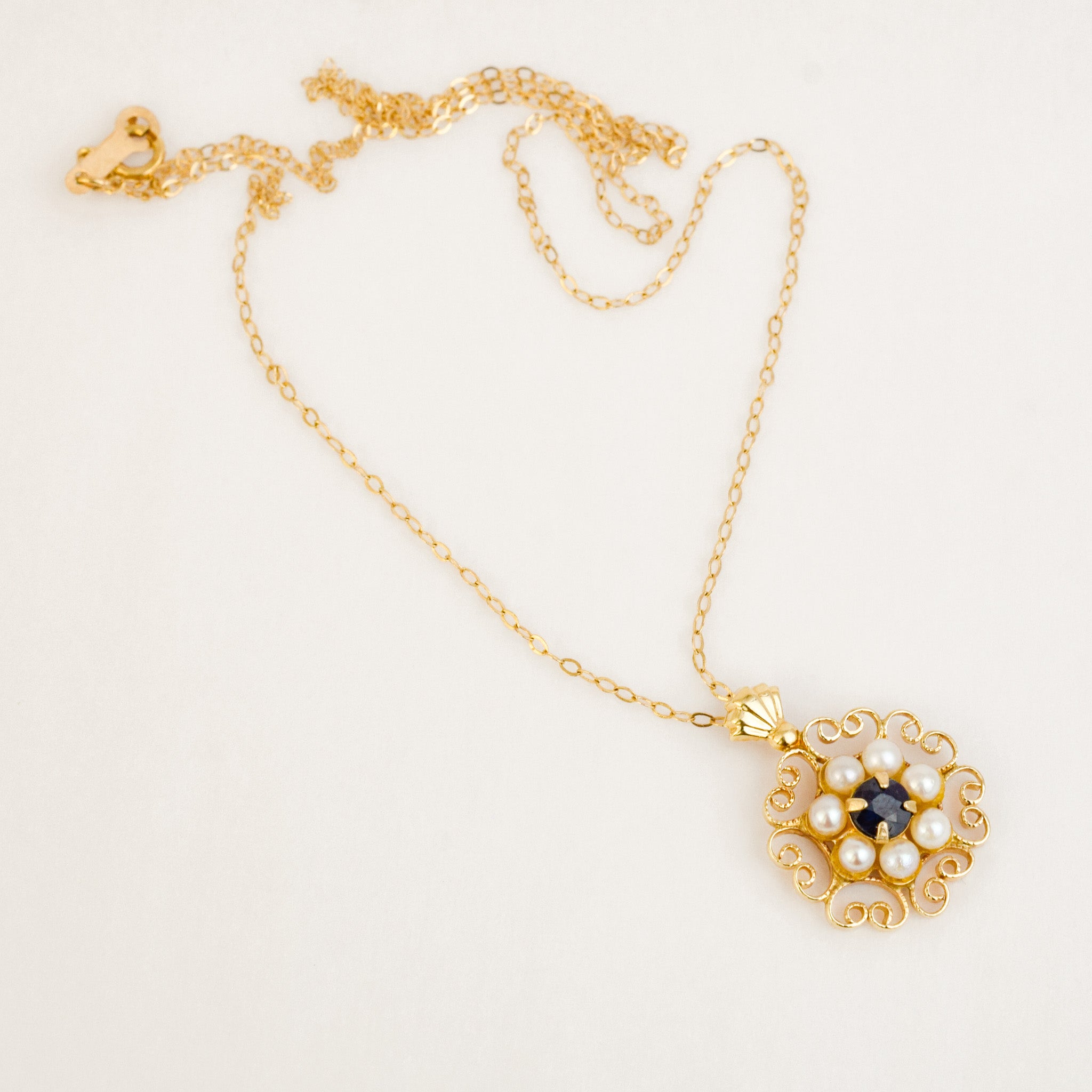 16.5" Sapphire and Pearl Flower Necklace