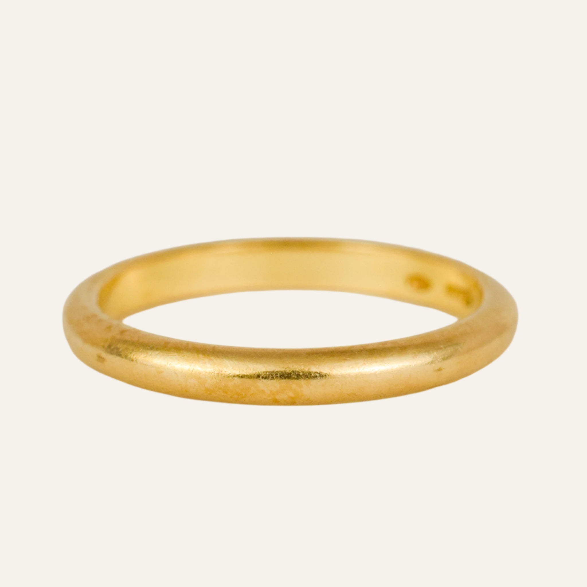 2.7mm Buttery Gold Band