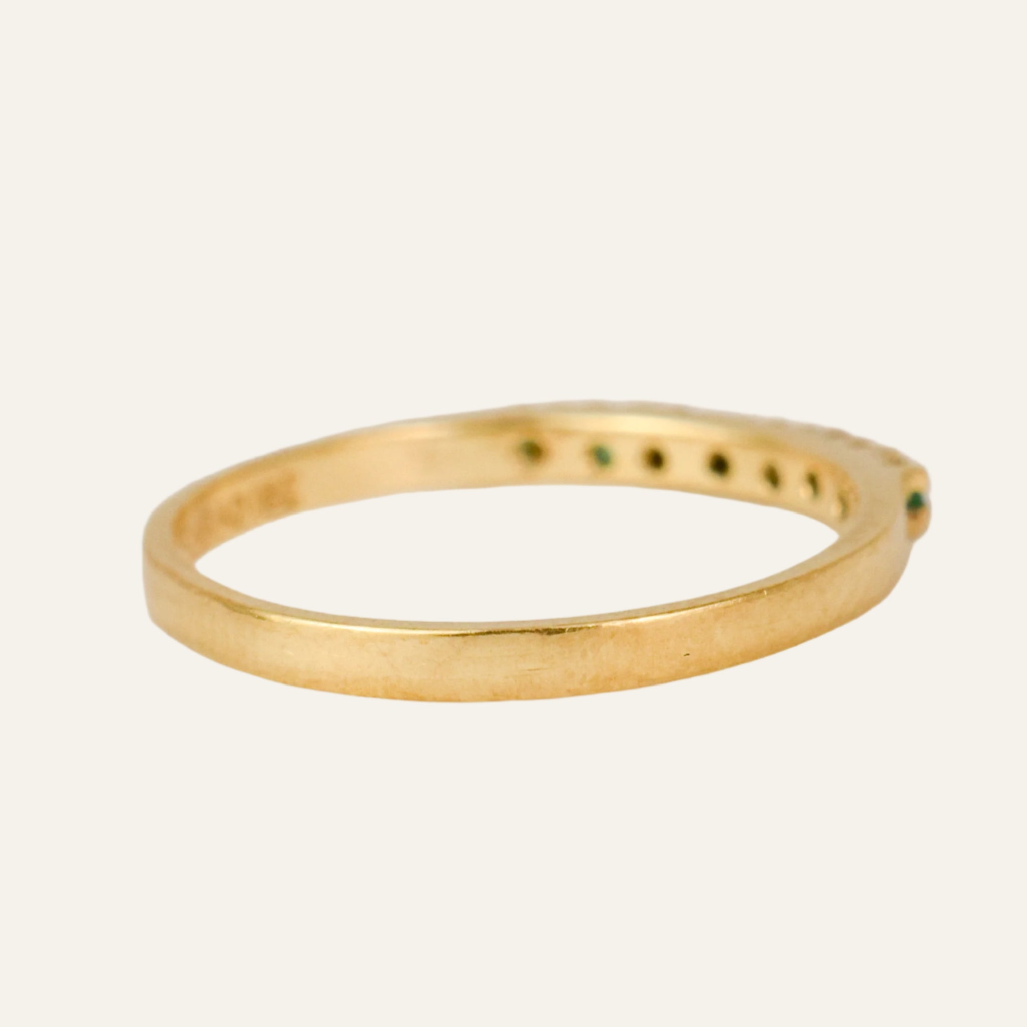 Dainty Emerald Ring