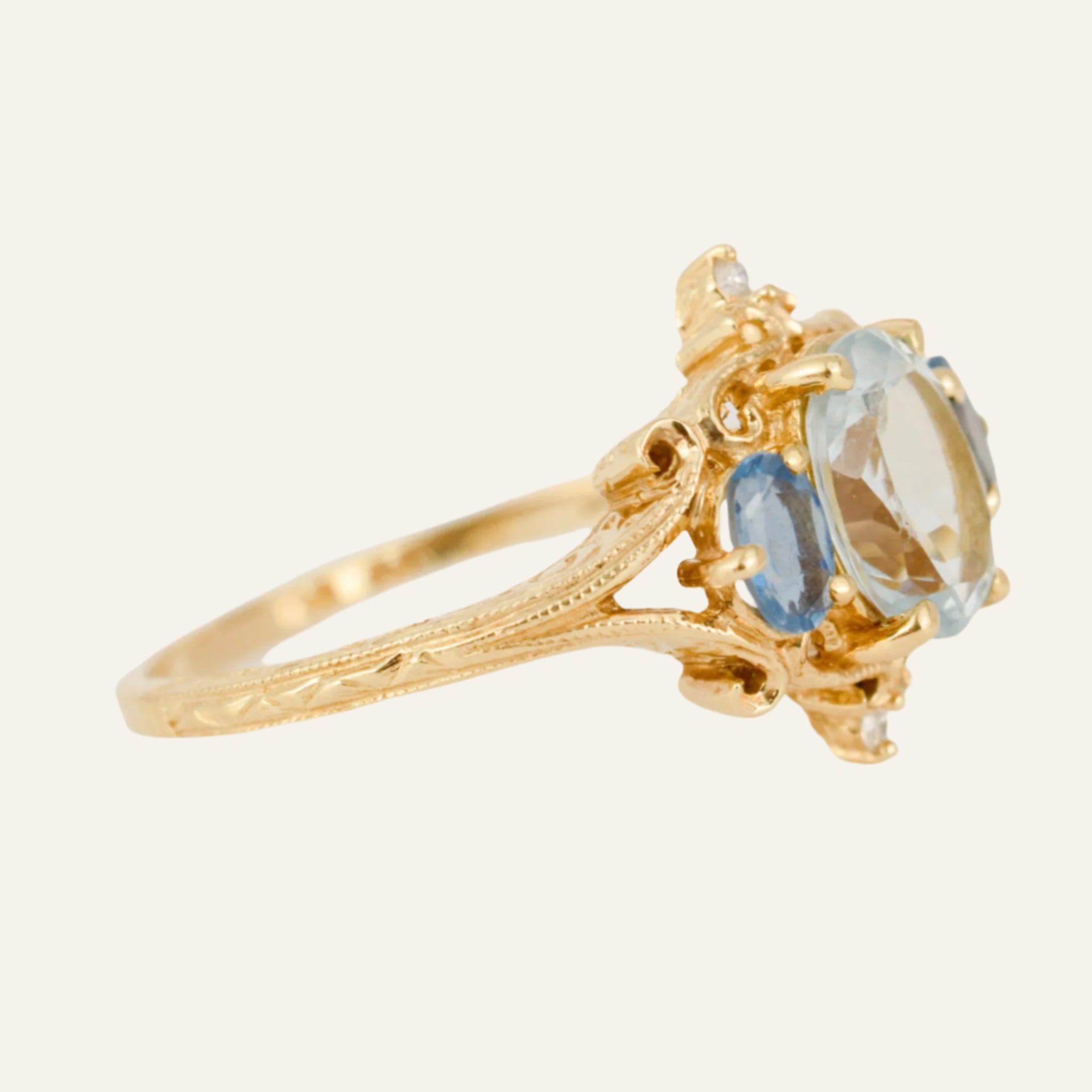 Ornate Blue Gradient Trilogy Ring