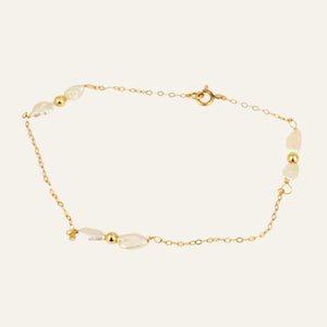 Vintage Pearl and Gold Bead Bracelet