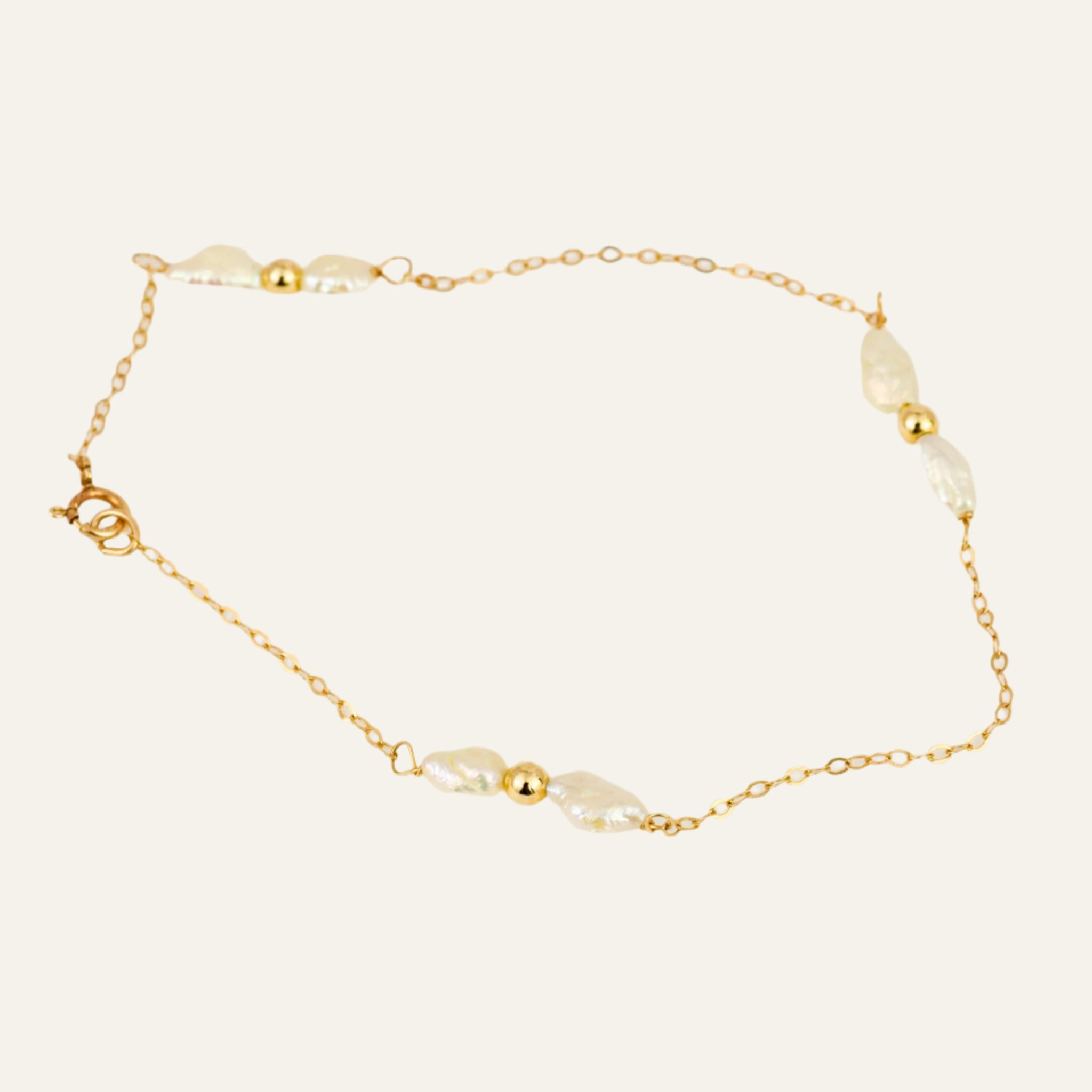 Vintage Pearl and Gold Bead Bracelet